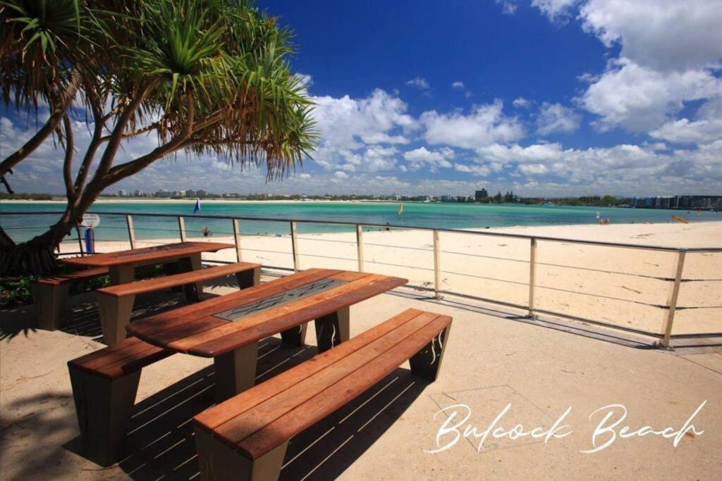 Poolside Paradise * Caloundra