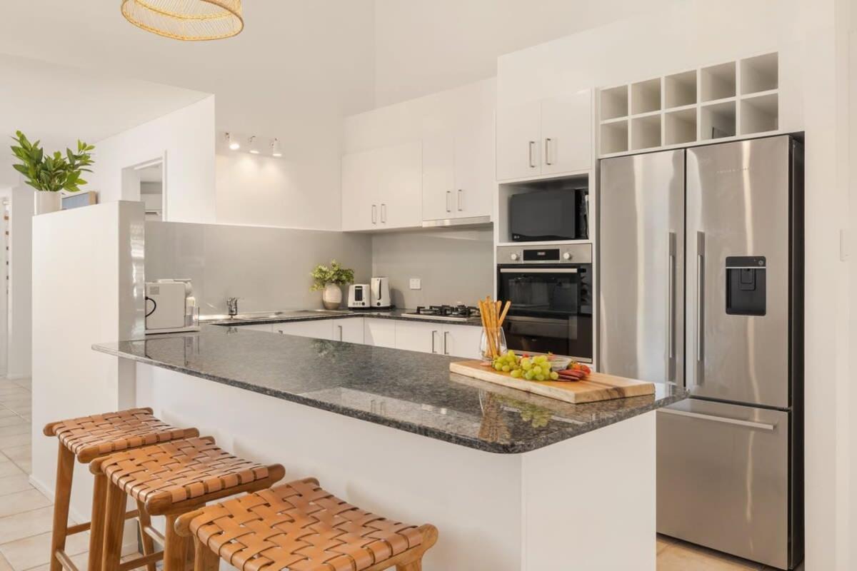Spacious Seaside Oasis On Dicky Holiday home Caloundra