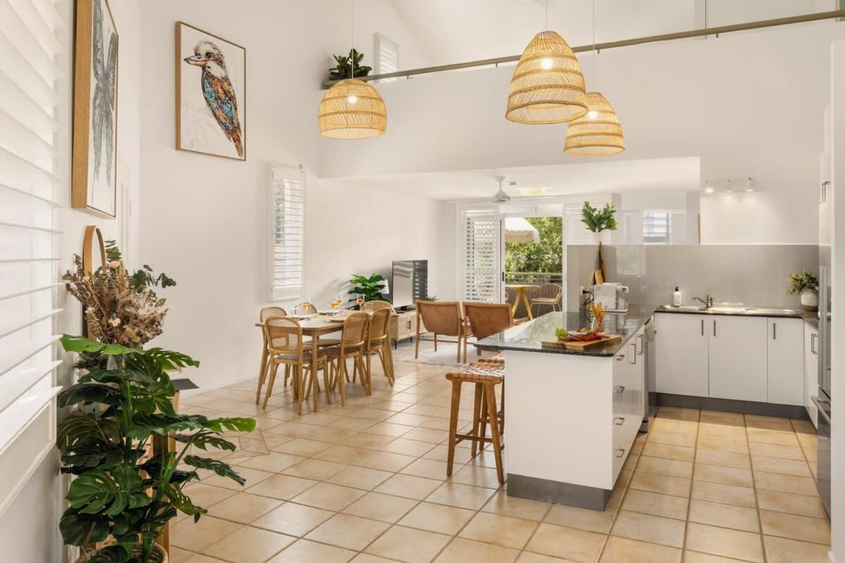 Spacious Seaside Oasis On Dicky