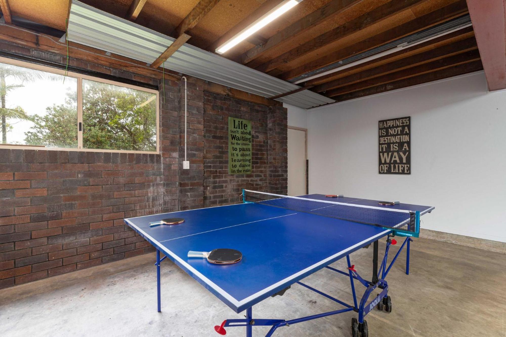 Spacious 4-bed House Metres From * Caloundra