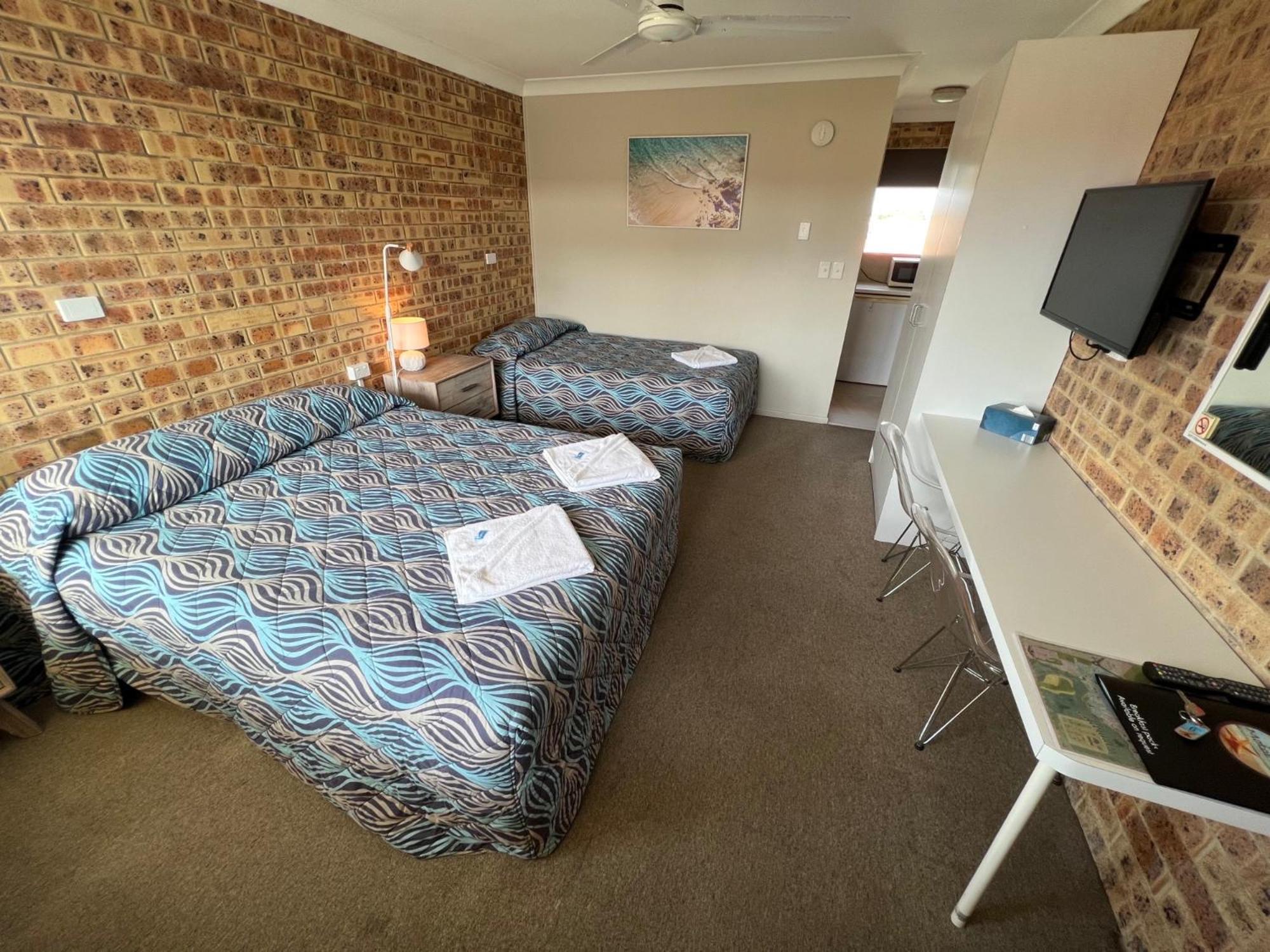 Golden Beach Motor 4*