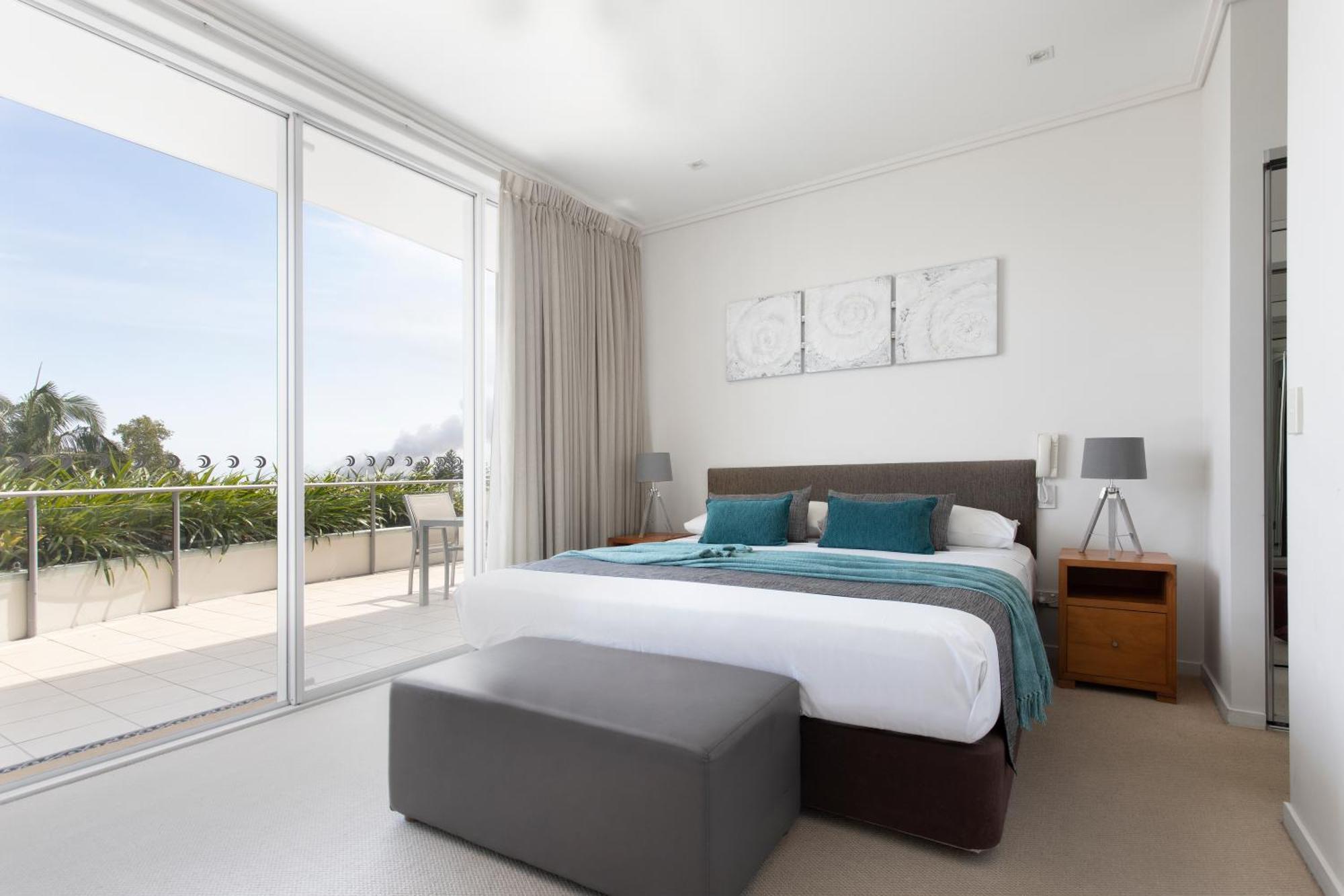 Aspect Aparthotel 4*