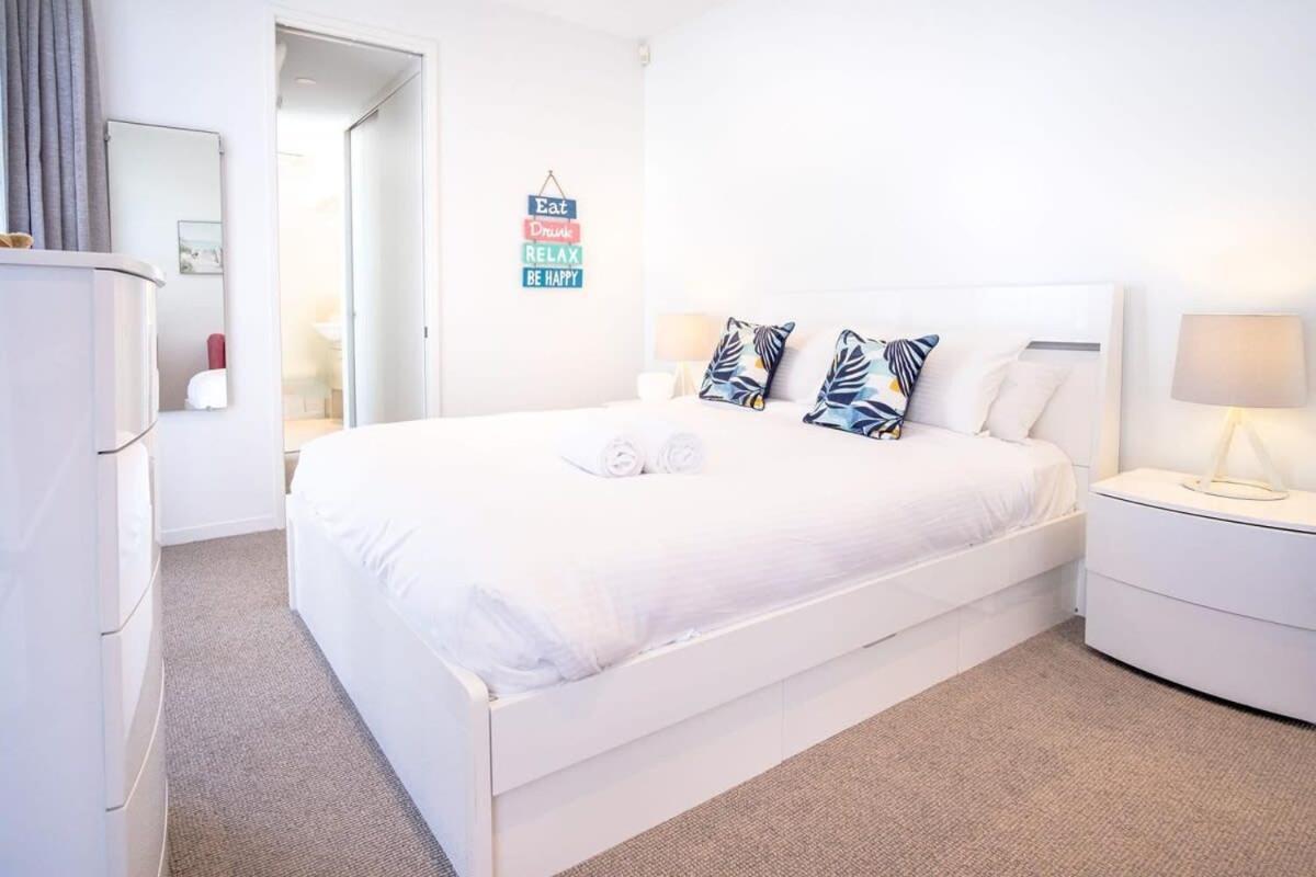 Live Like A Local In The Heart Of Moffat Caloundra