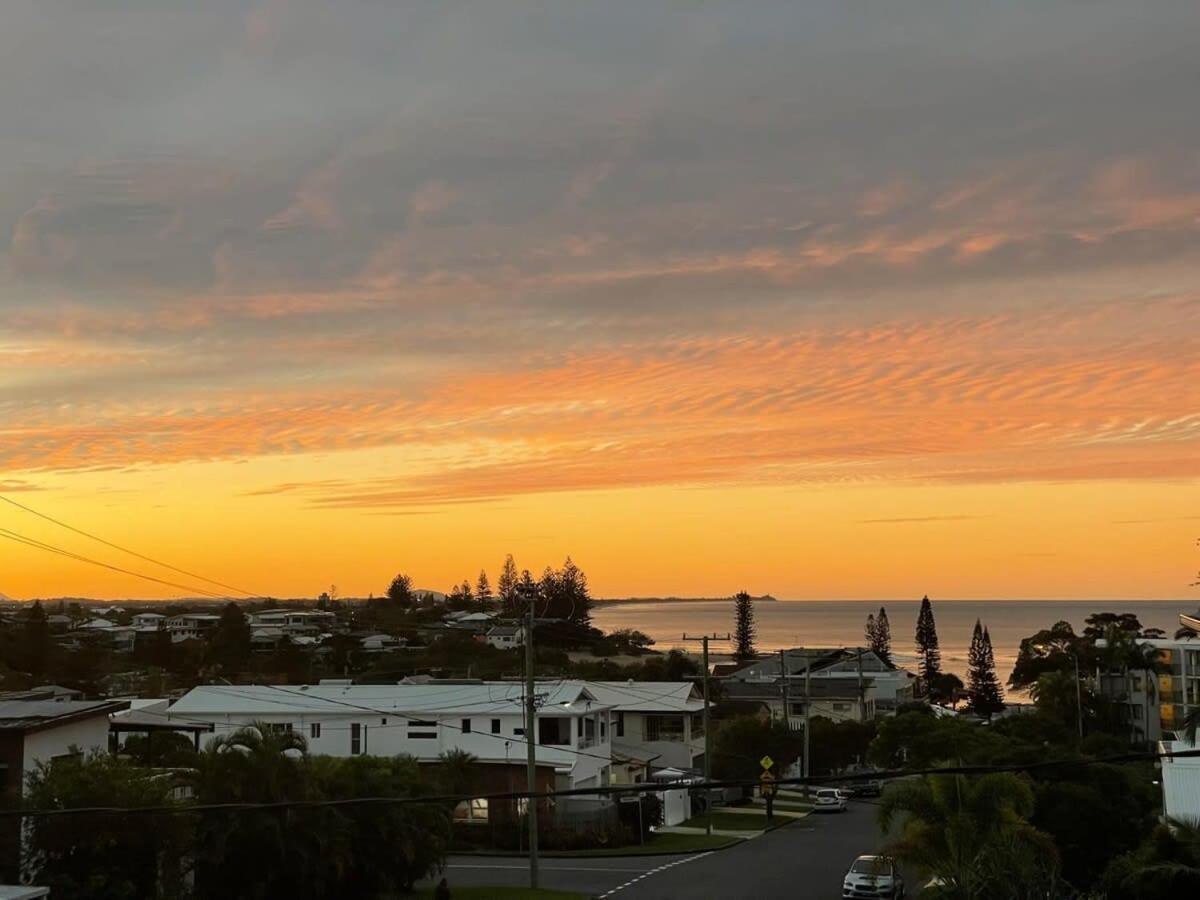 Moffat Retreat, Pet-friendly & Ocean Views Holiday home Caloundra