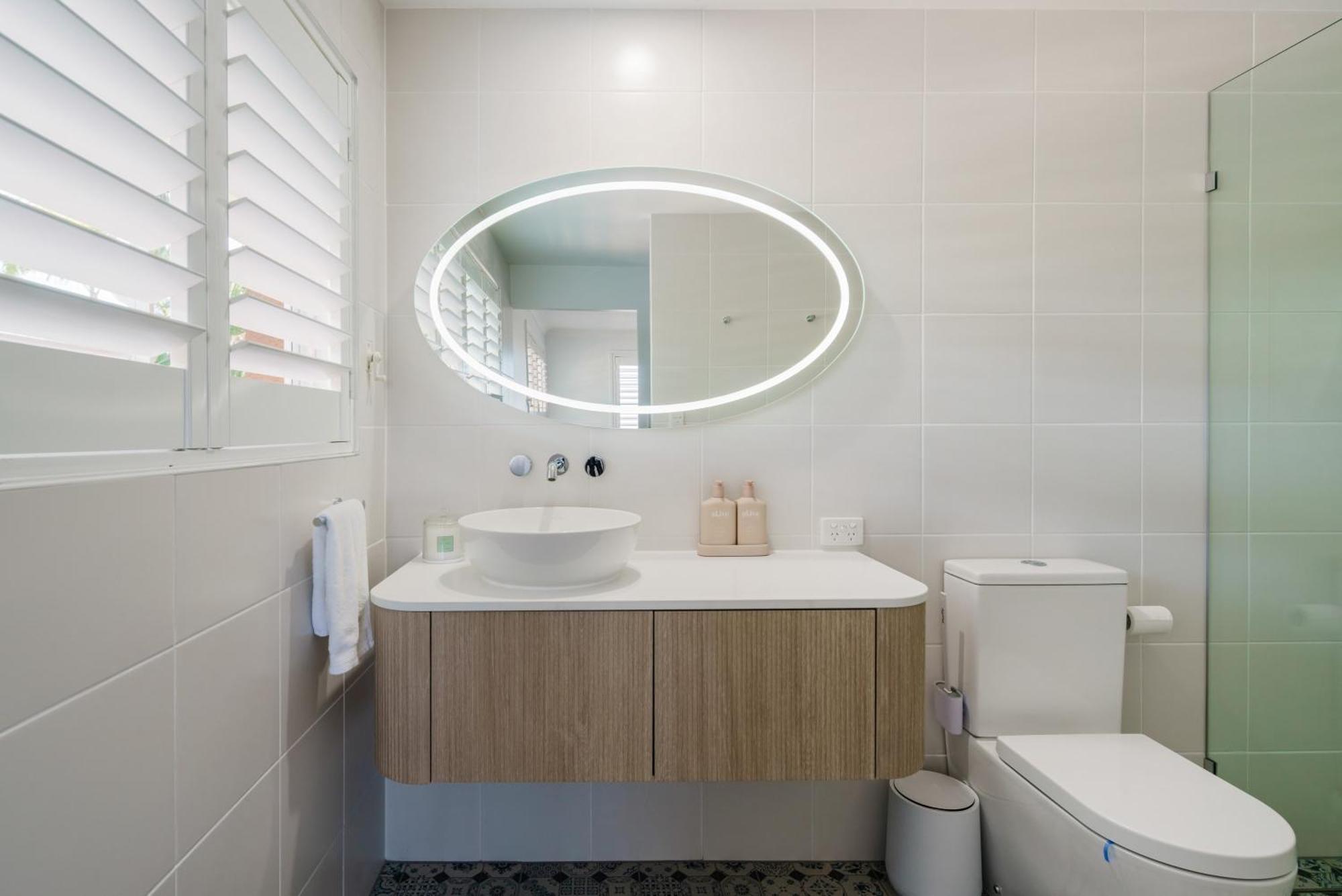 Battery Hill Pet-friendly Poolside Paradise * Caloundra