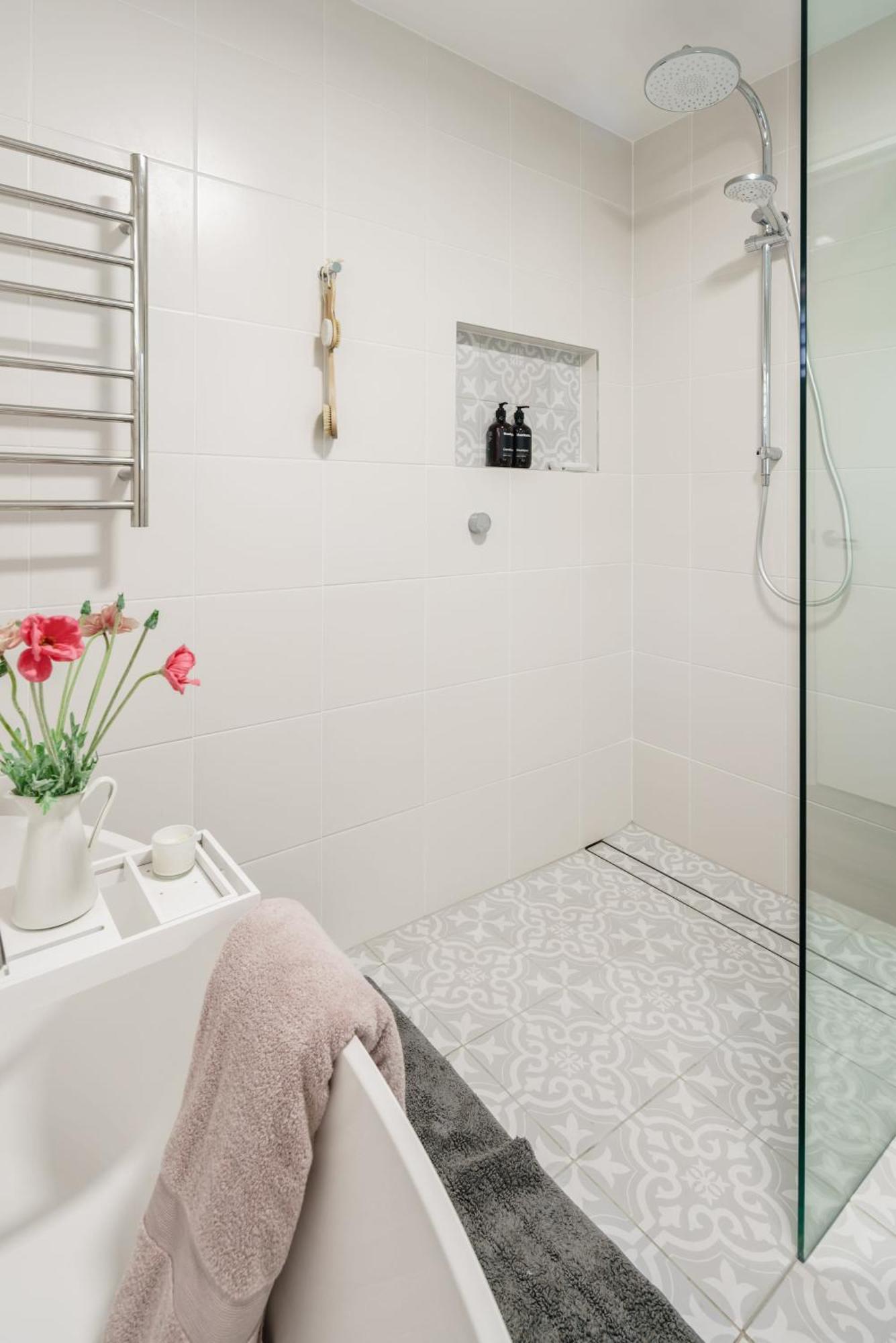 Battery Hill Pet-friendly Poolside Paradise Holiday home