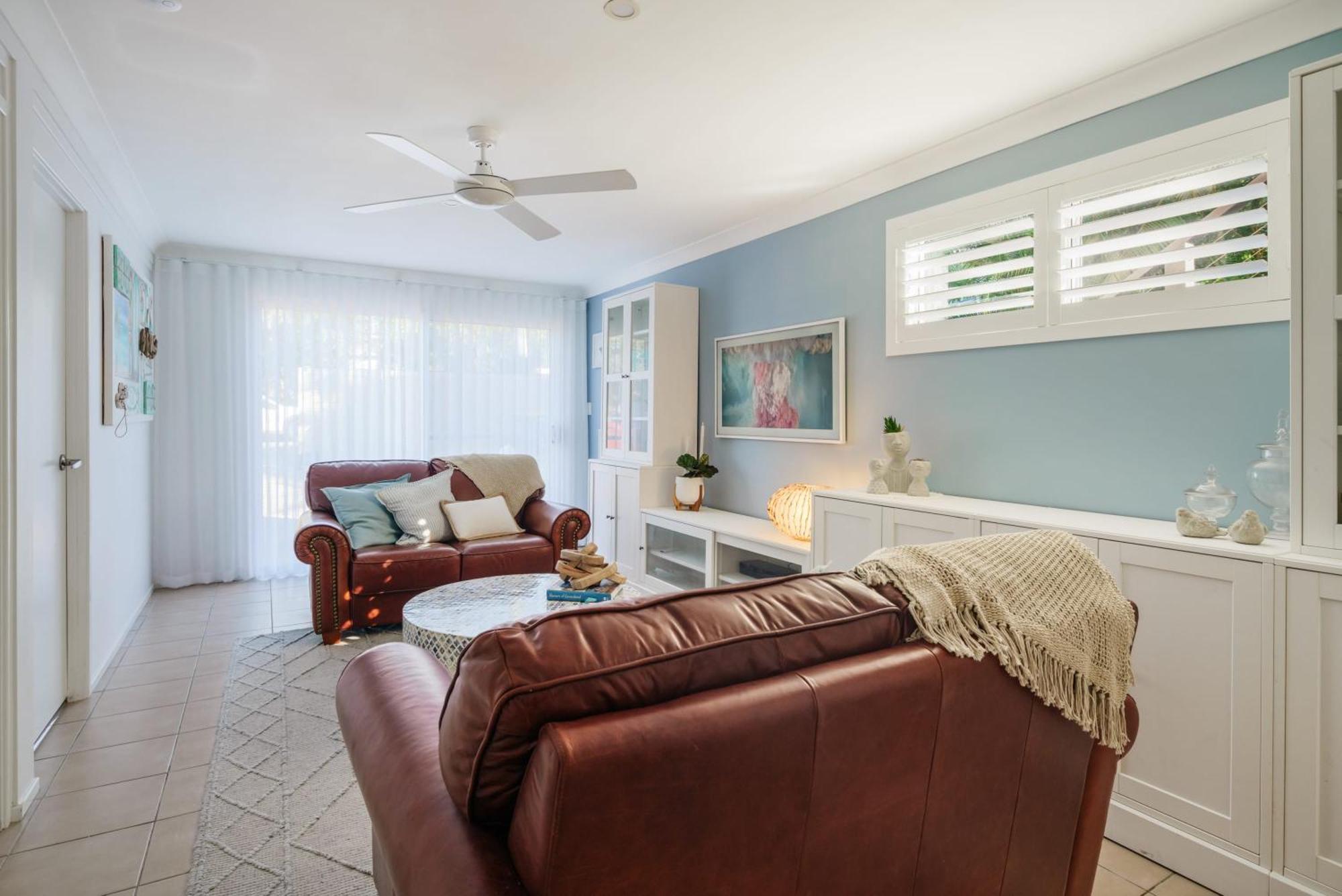 Holiday home Battery Hill Pet-friendly Poolside Paradise *