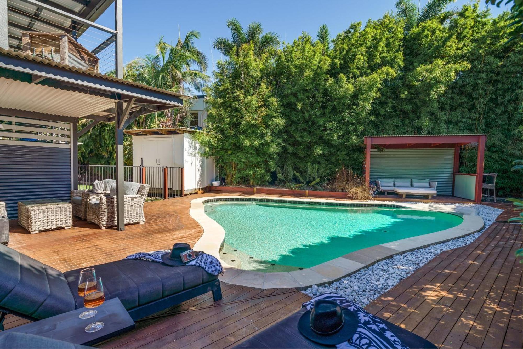 Battery Hill Pet-friendly Poolside Paradise * Caloundra