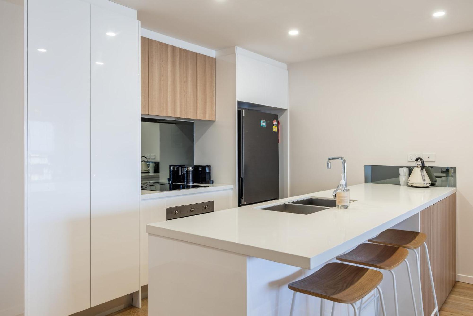 Azure Oceanside At Kings Apartment Caloundra
