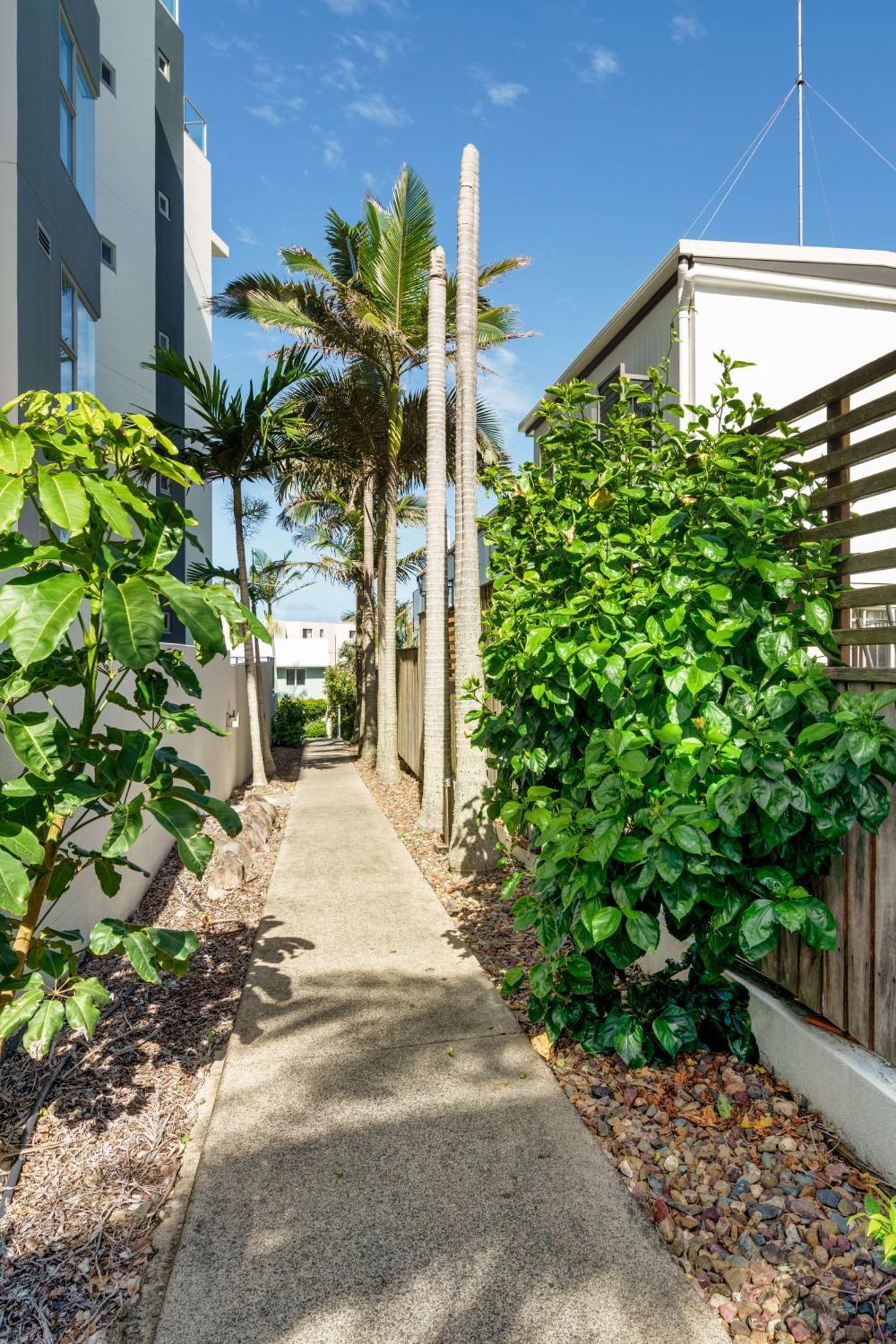 Apartment Seaside Serenity - Ocean Views *