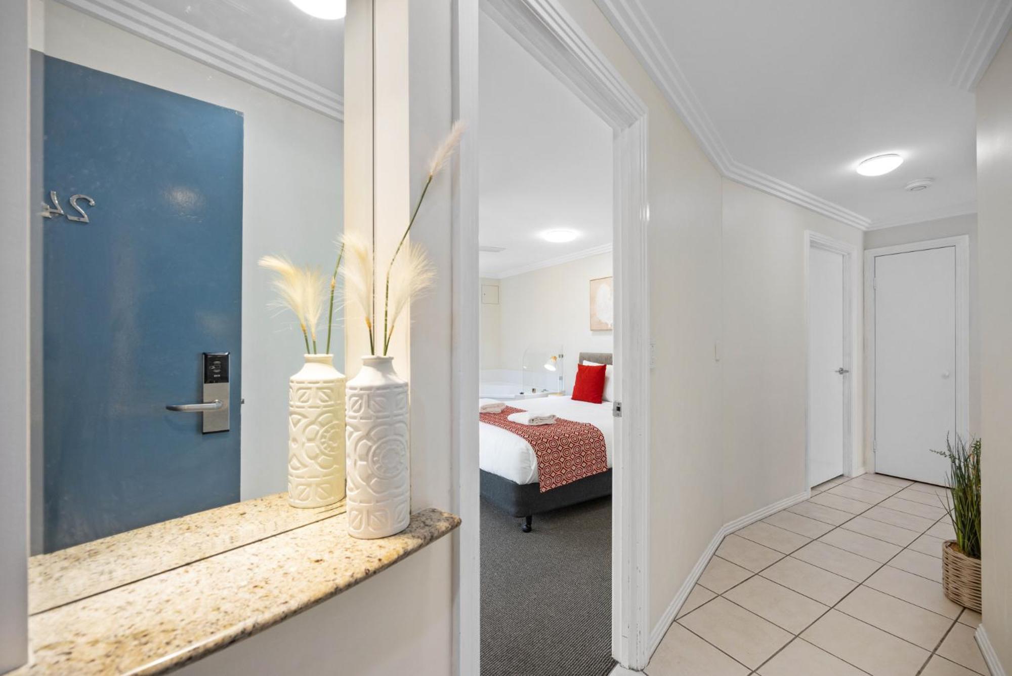 Apartment 3 Bedroom With Lift Caloundra