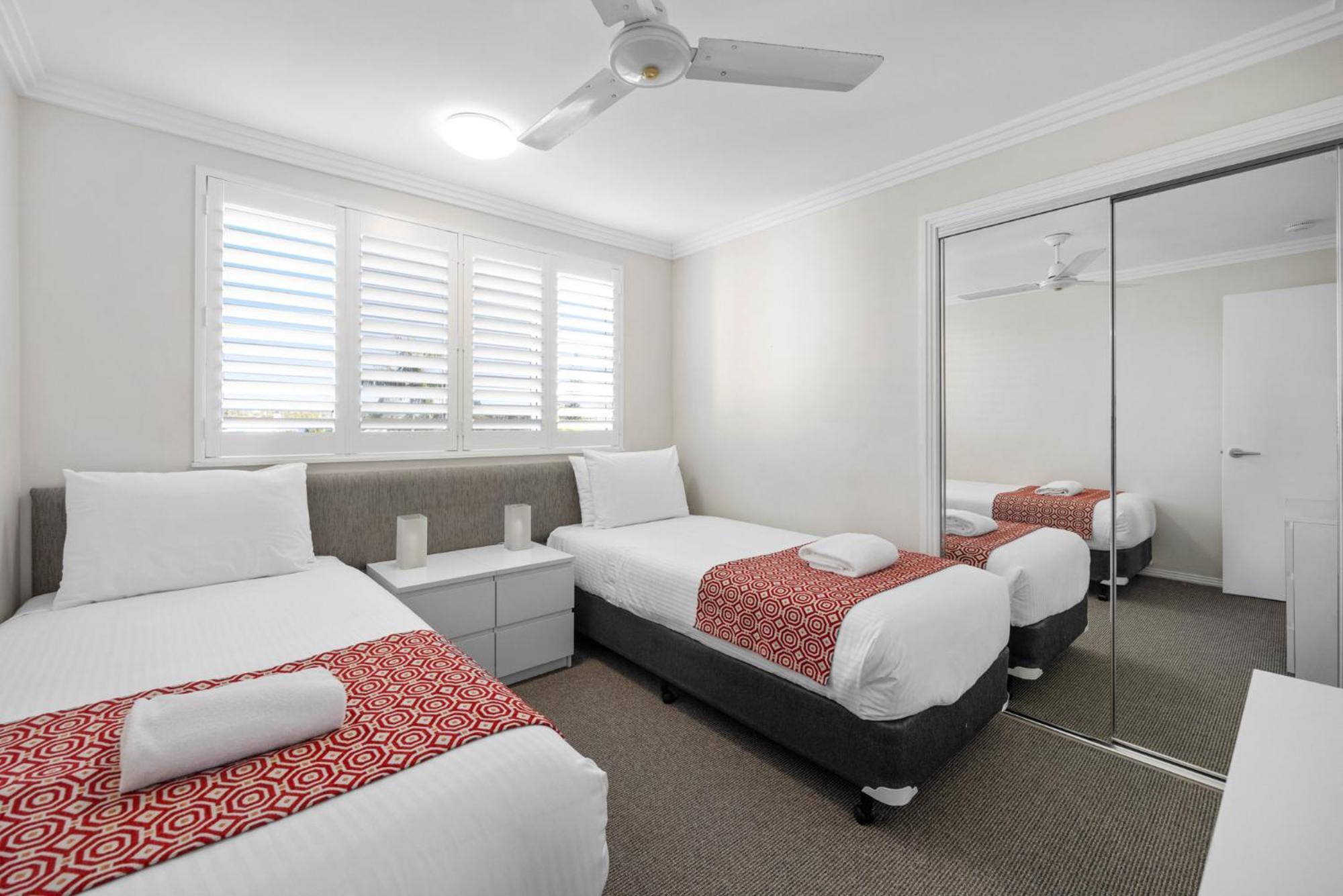 Apartment 3 Bedroom With Lift Caloundra