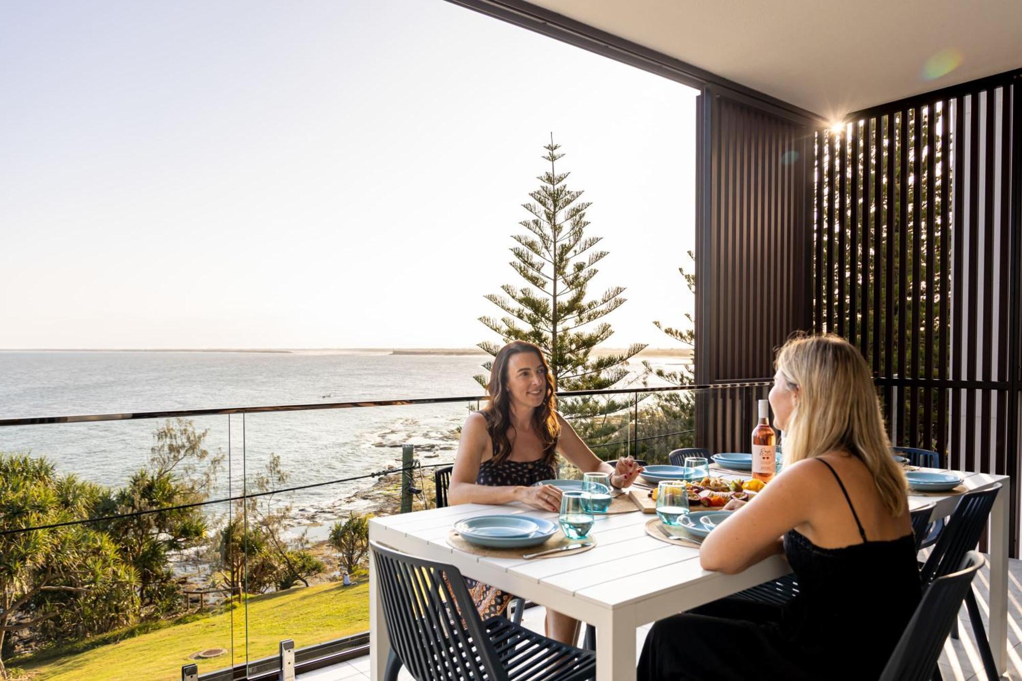 Kings Oceanfront Oasis * Caloundra