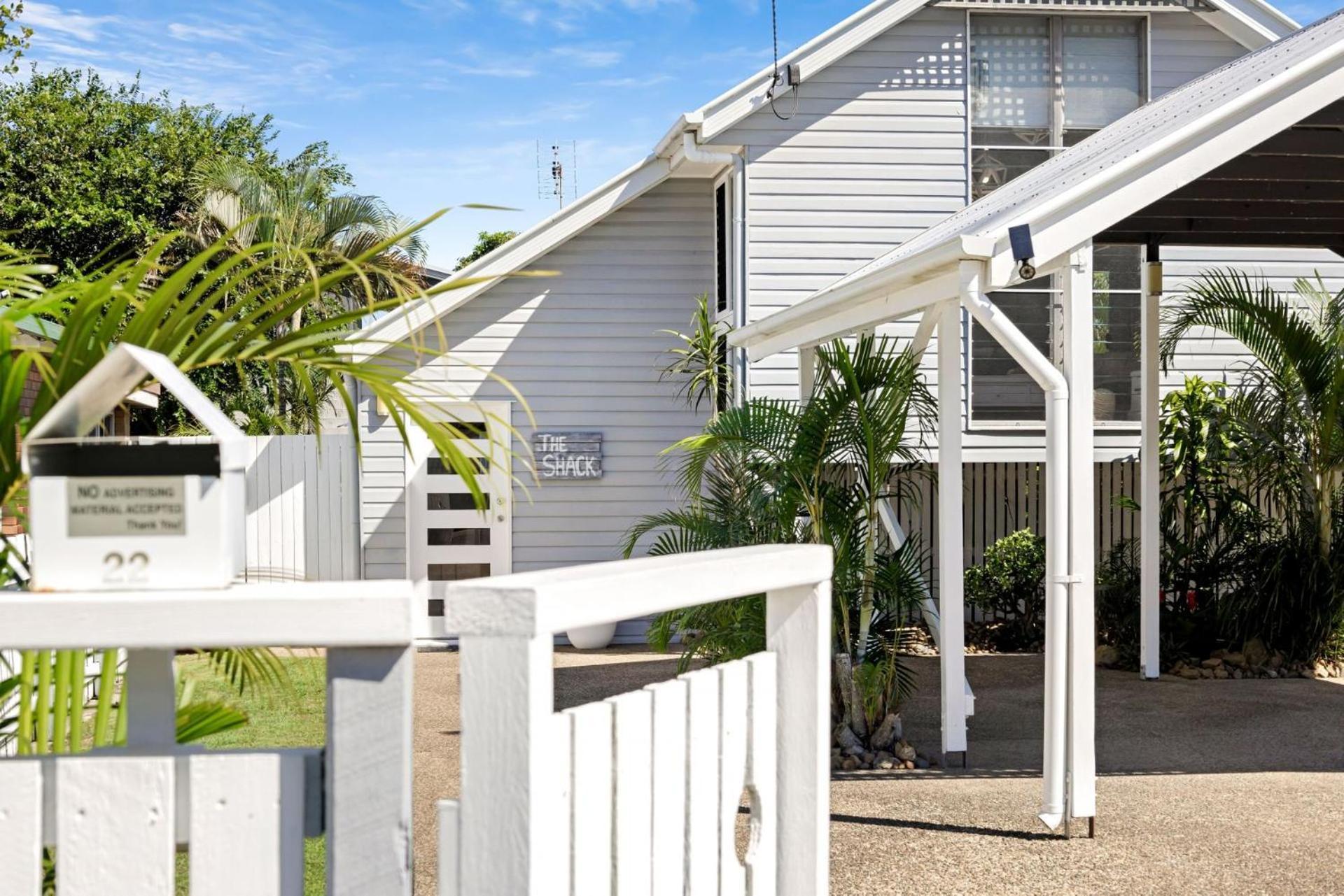 Hume Street 22 Golden Beach