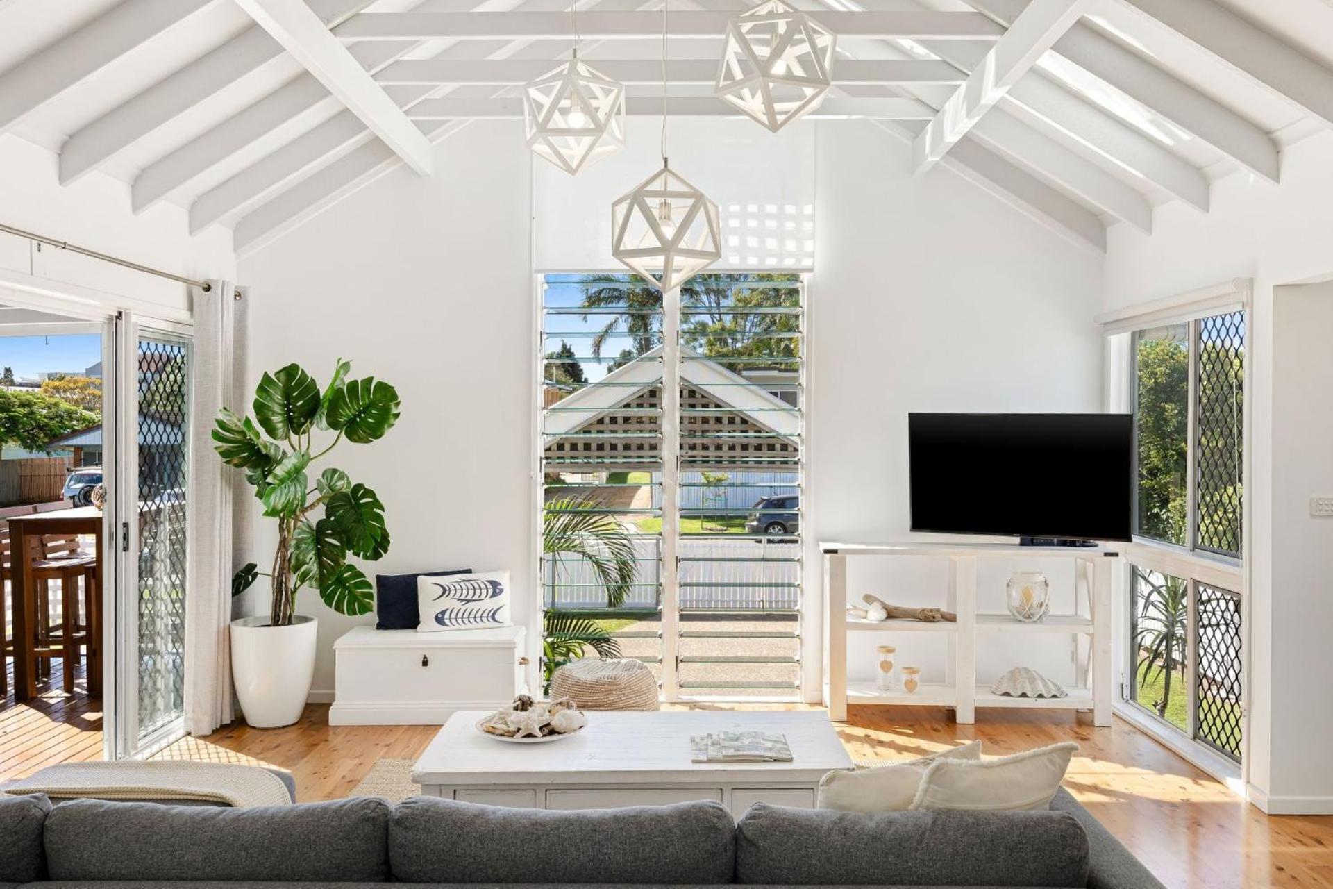 Hume Street 22 Golden Beach Holiday home