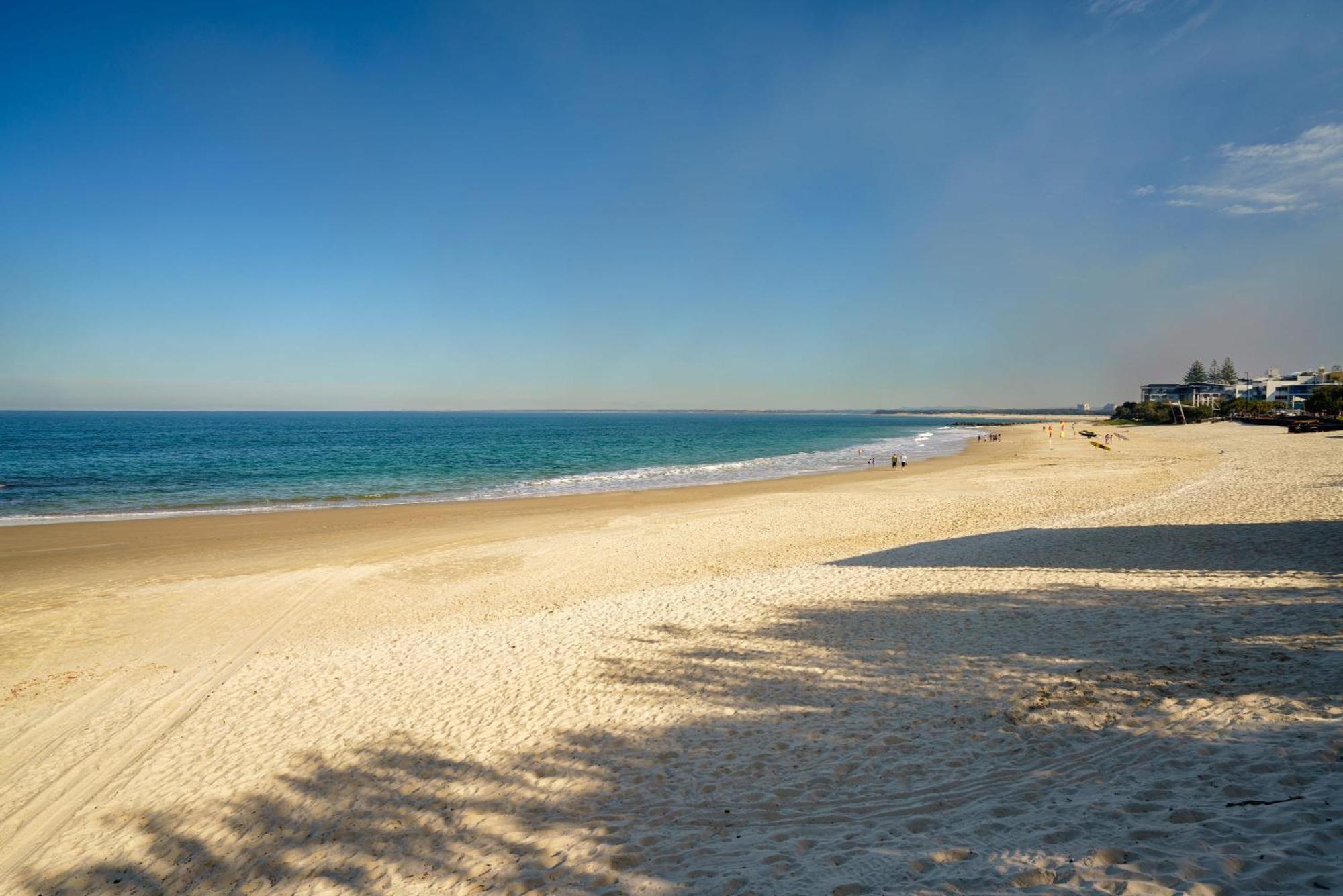 Ocean Breeze Retreat: Kings Coastal Apartment