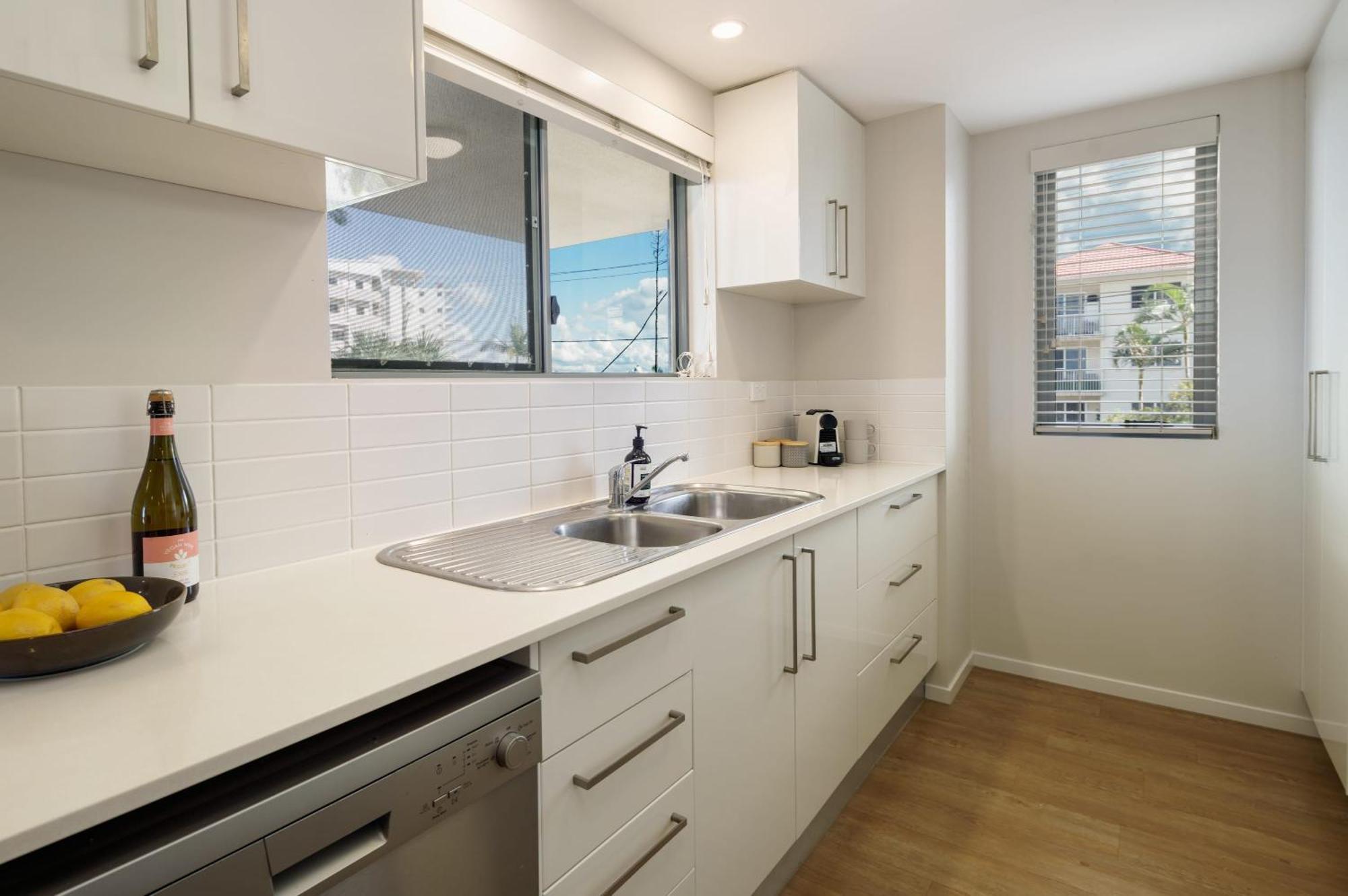 Apartment Ocean Breeze Retreat: Kings Coastal Caloundra
