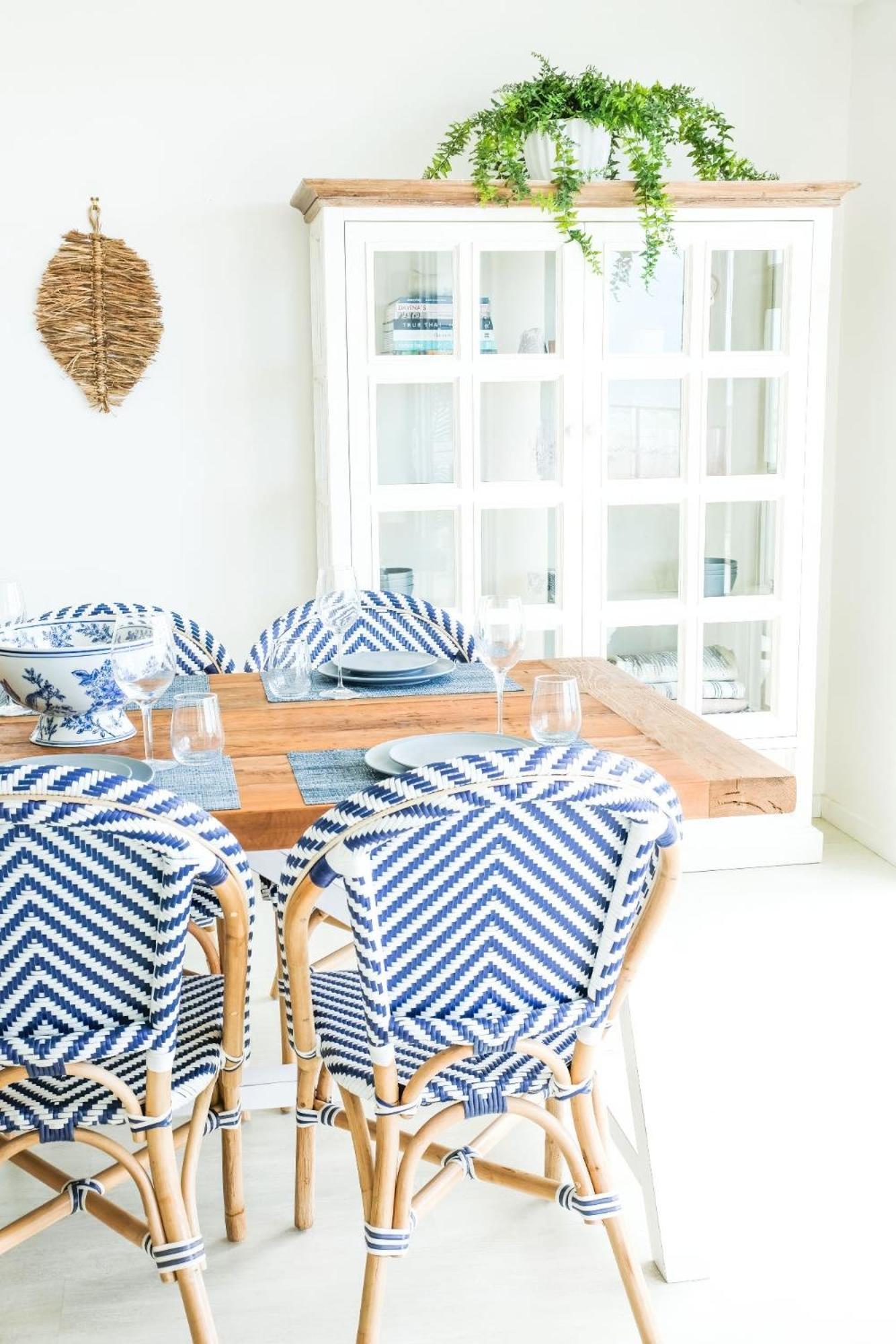 Hamptons Style Penthouse At Kings * Caloundra