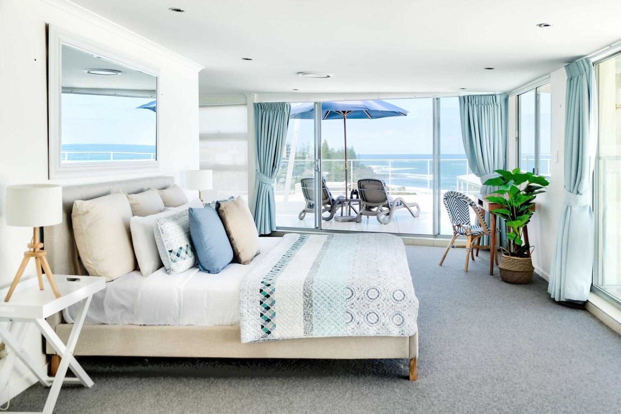 Hamptons Style Penthouse At Kings