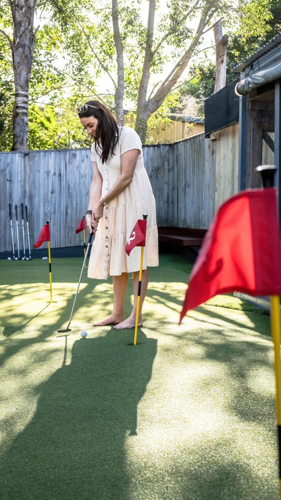 Kings With Pool And Putt Putt Holiday home
