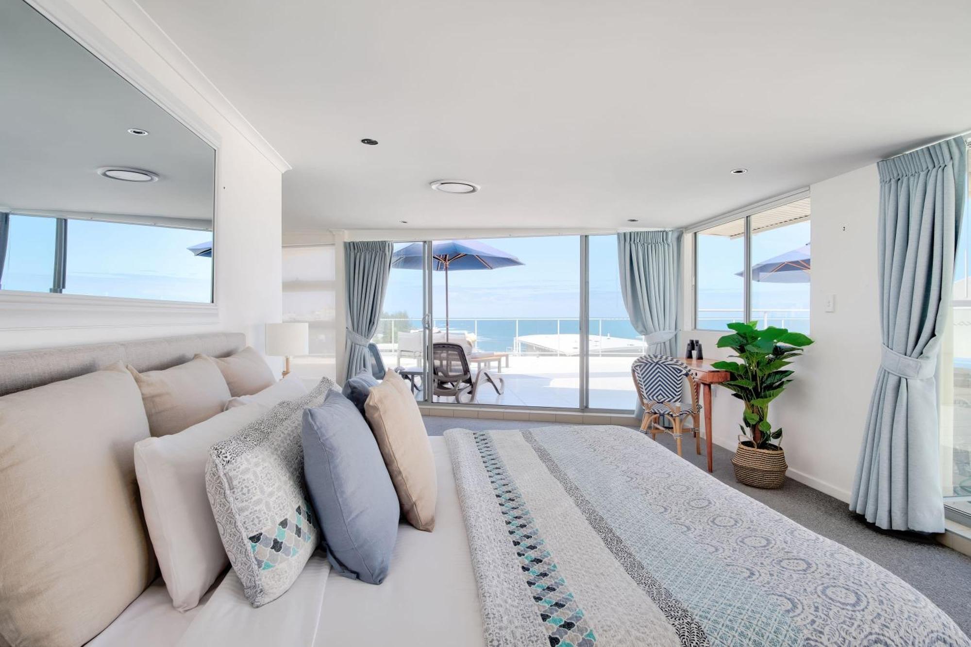 Apartment Hamptons Style Penthouse At Kings Caloundra