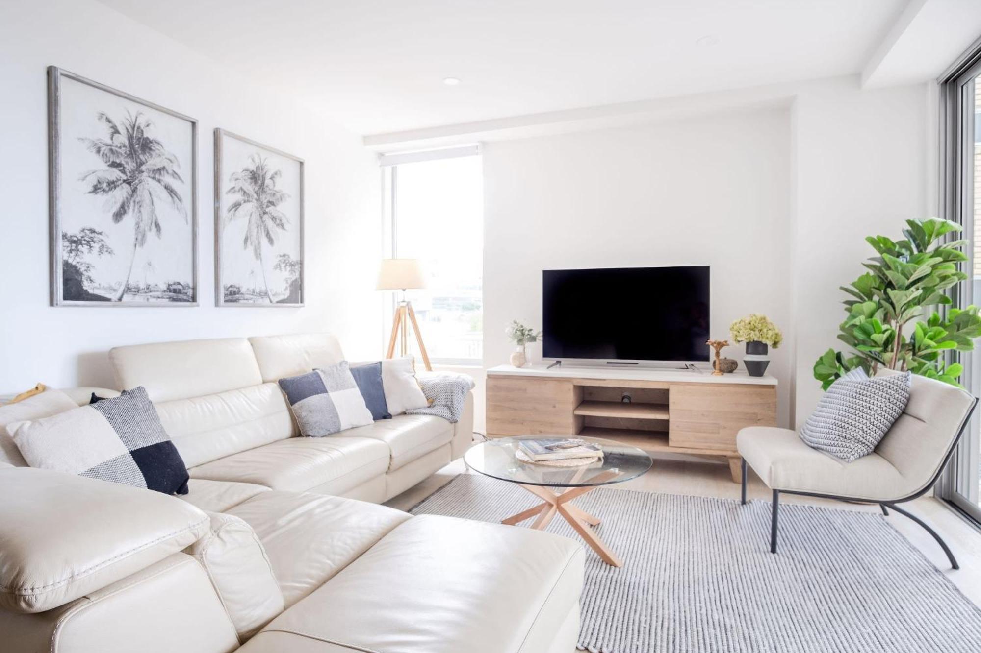 Modern Seaside Oasis In Kings Apartment Caloundra