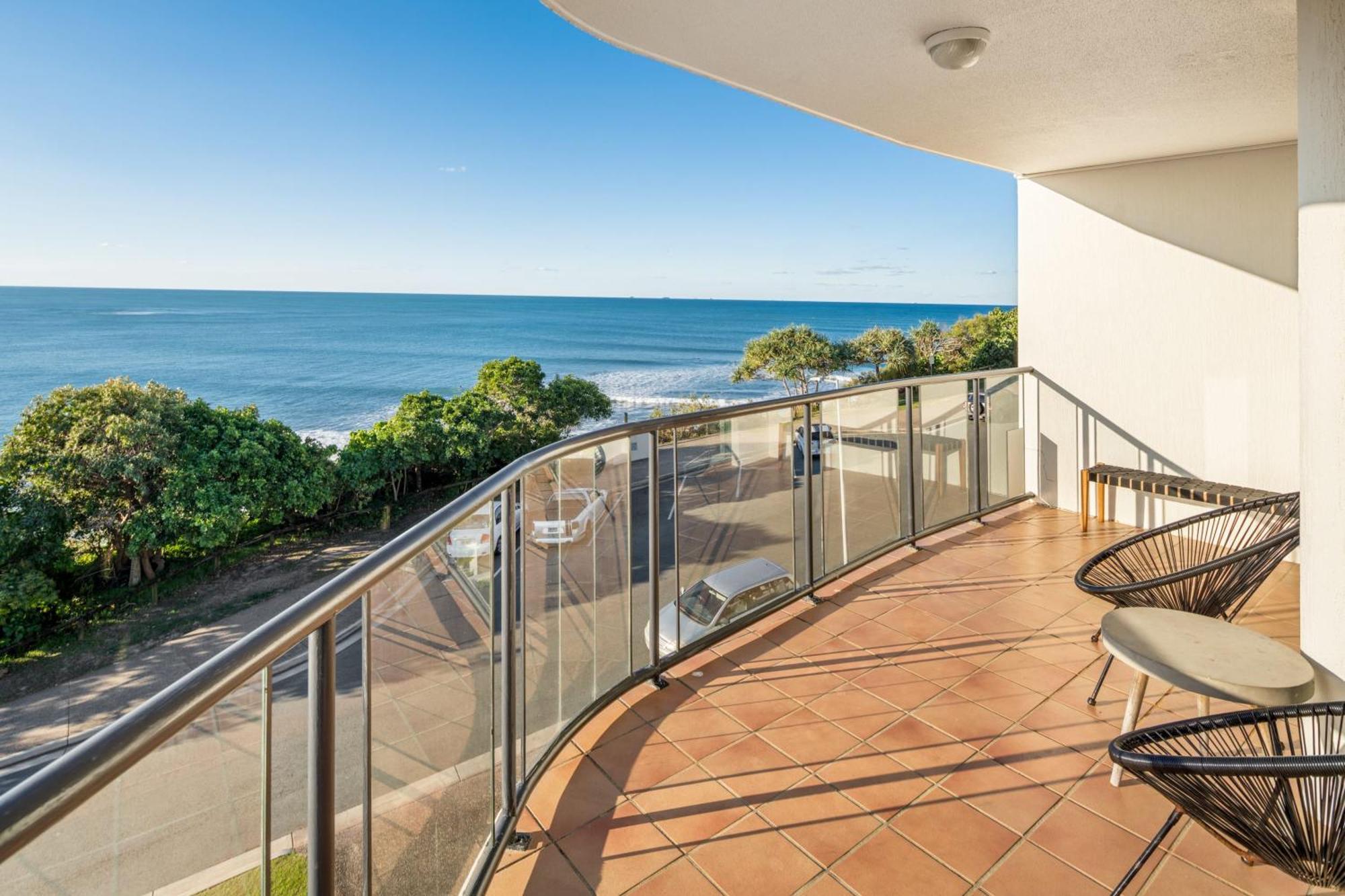 Ocean Front Views With Rooftop Terrace * Caloundra