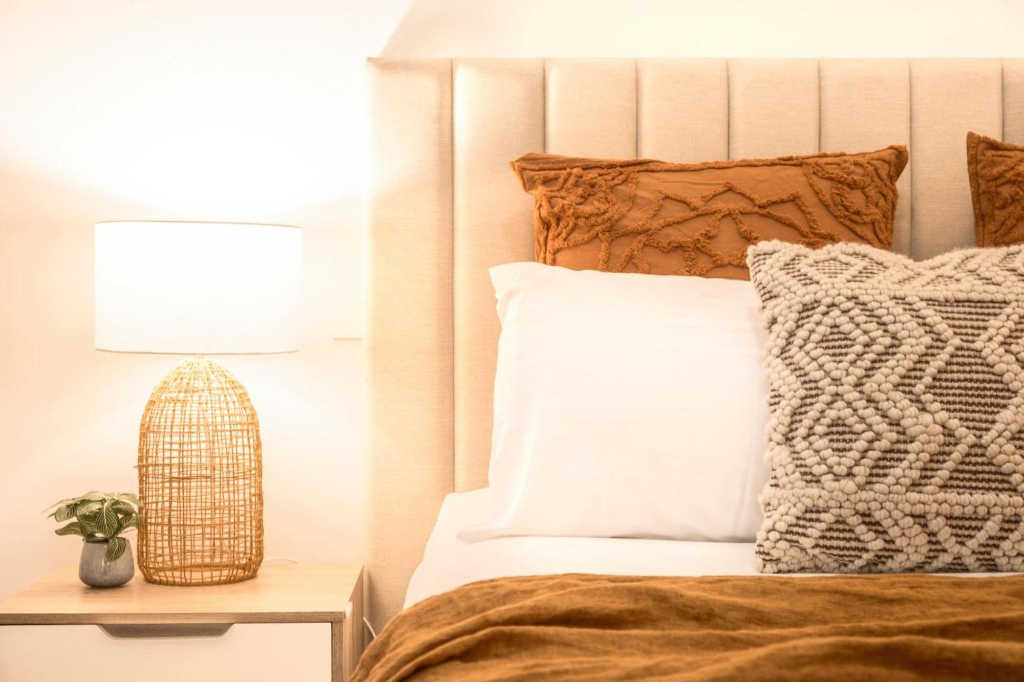 Tides And Tranquility At Kings Apartment *