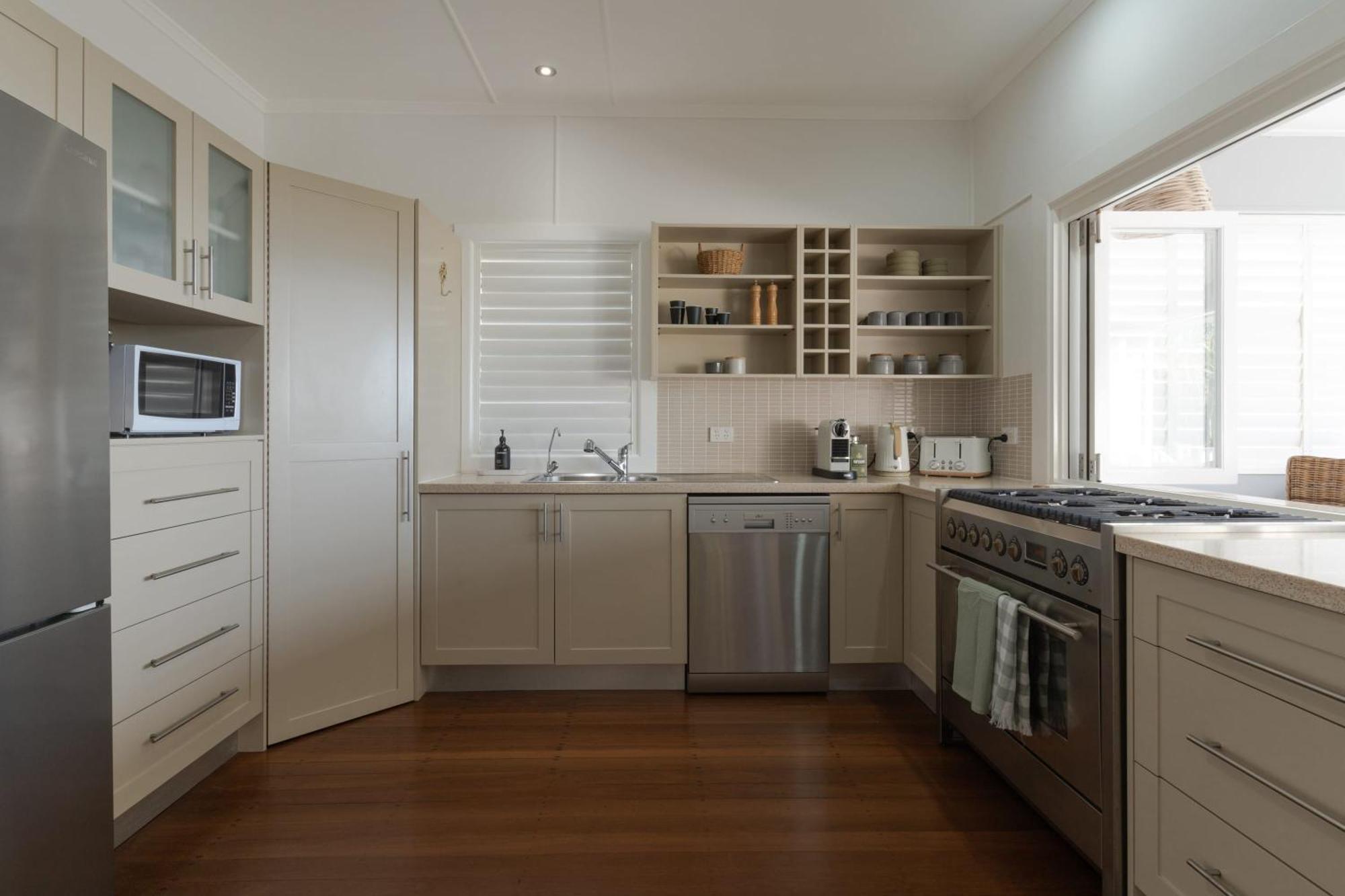 Holiday home Kombali At Moffat Caloundra