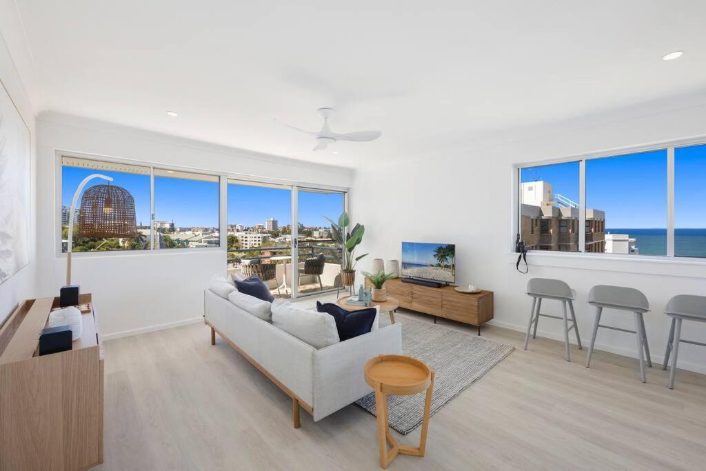 Kings Beach, Ocean Views, Cbd Apartment