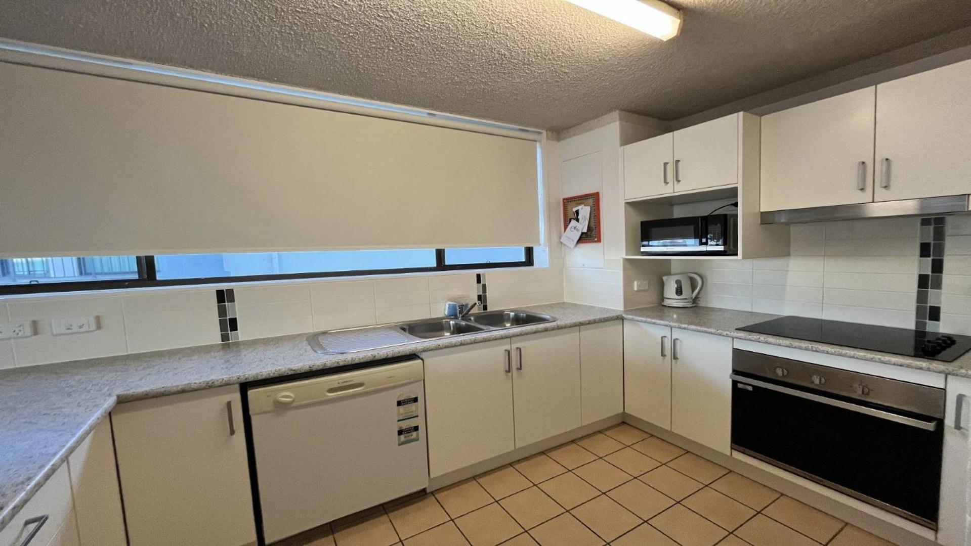 Oceanic #7 - Great Location With Ocean Views *
