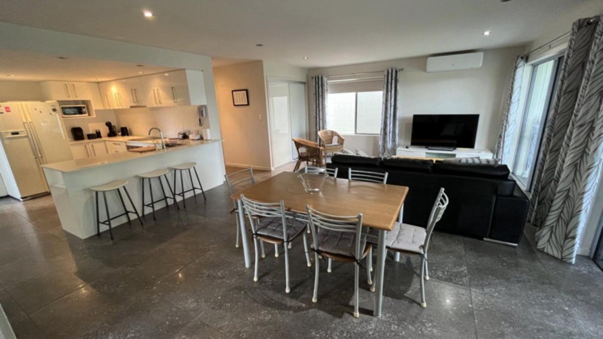 1 - 5a Coochin Street, Dicky - 200m To * Caloundra