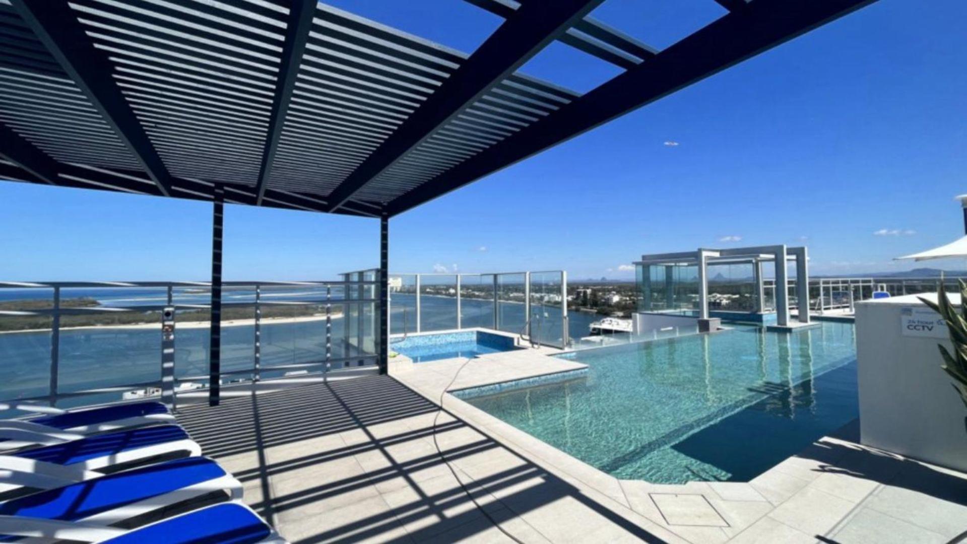 Holiday home #803 Pumicestone Blue - Views With Rooftop Pool! *