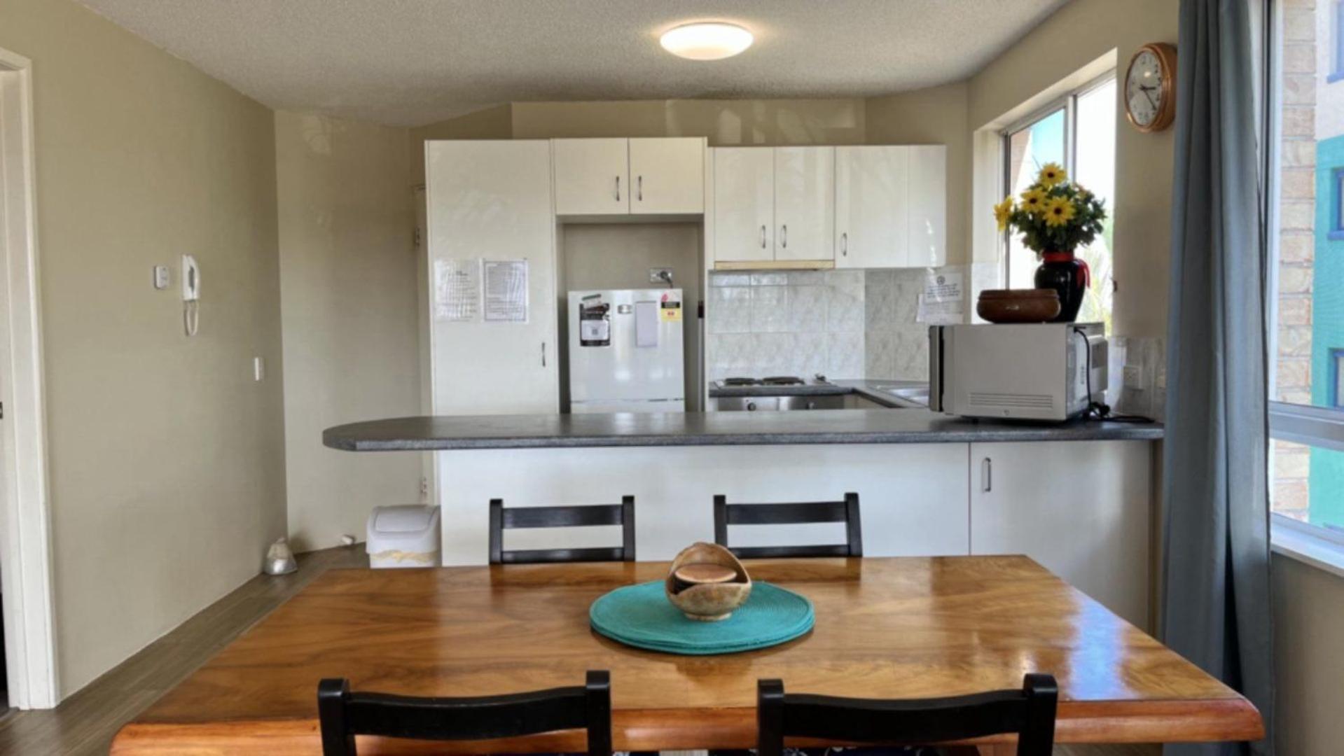 Summervale Unit 3 Apartment *
