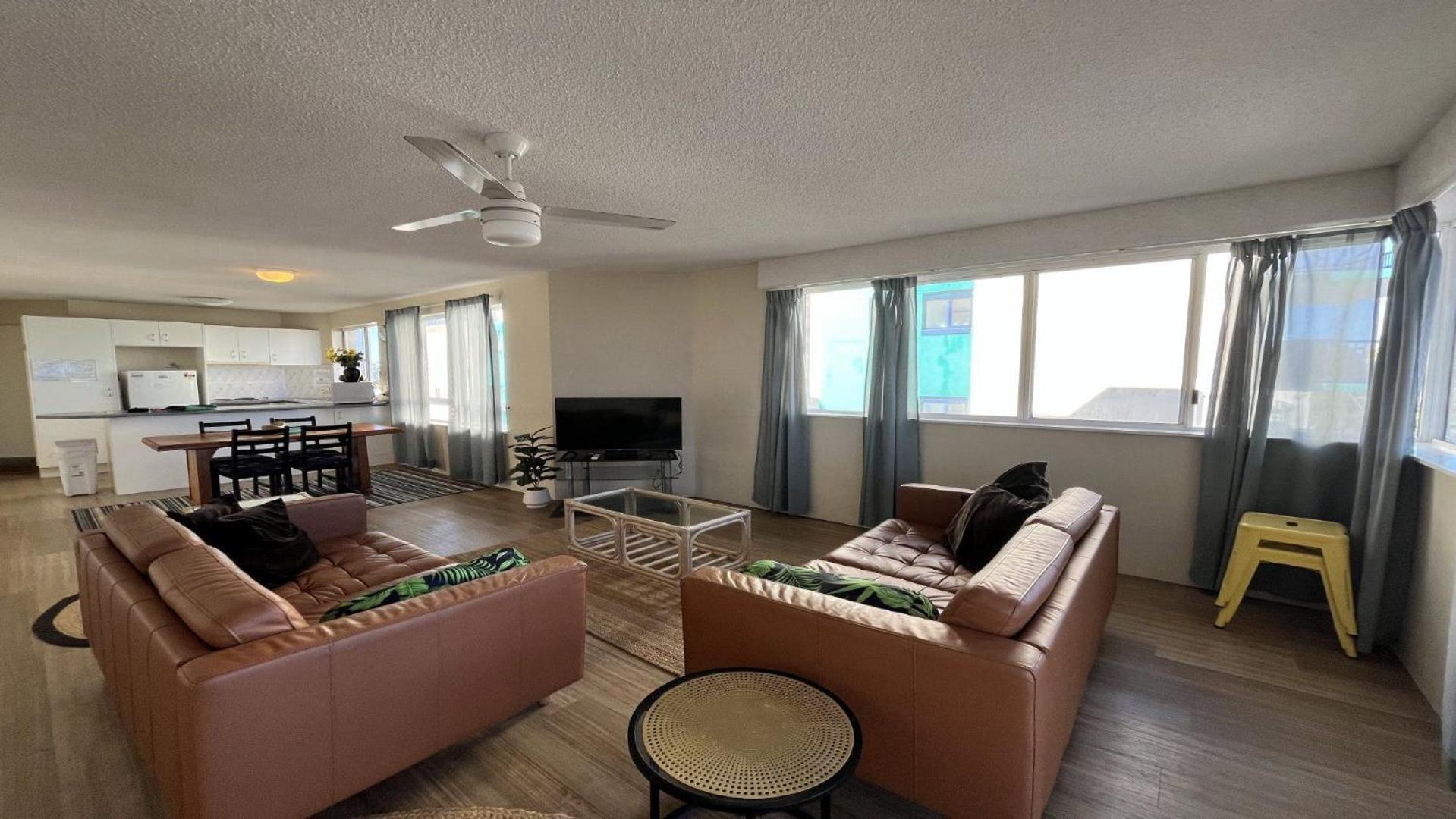 Summervale Unit 3 Apartment *