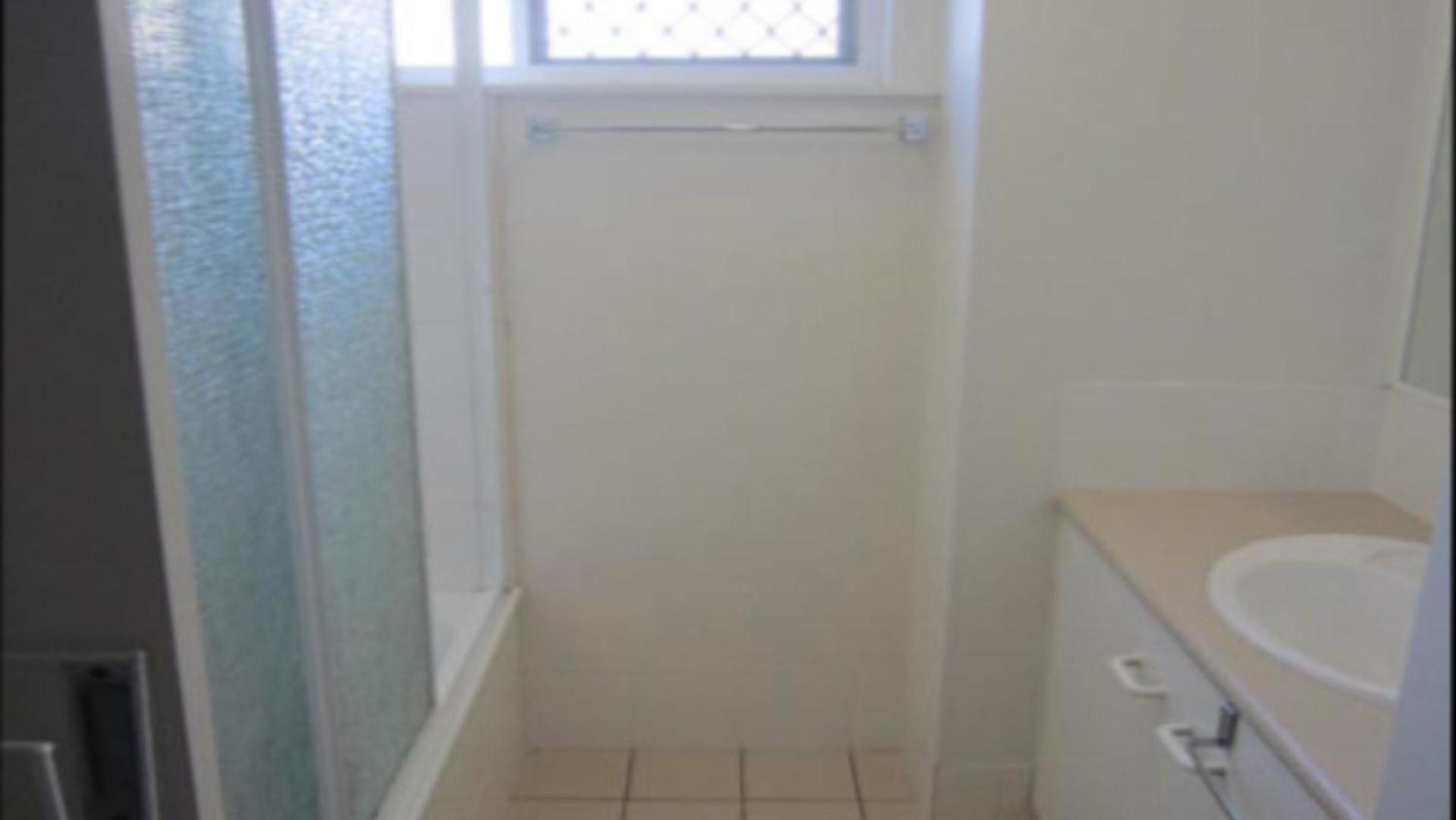 Solaris Court Unit 2 Caloundra