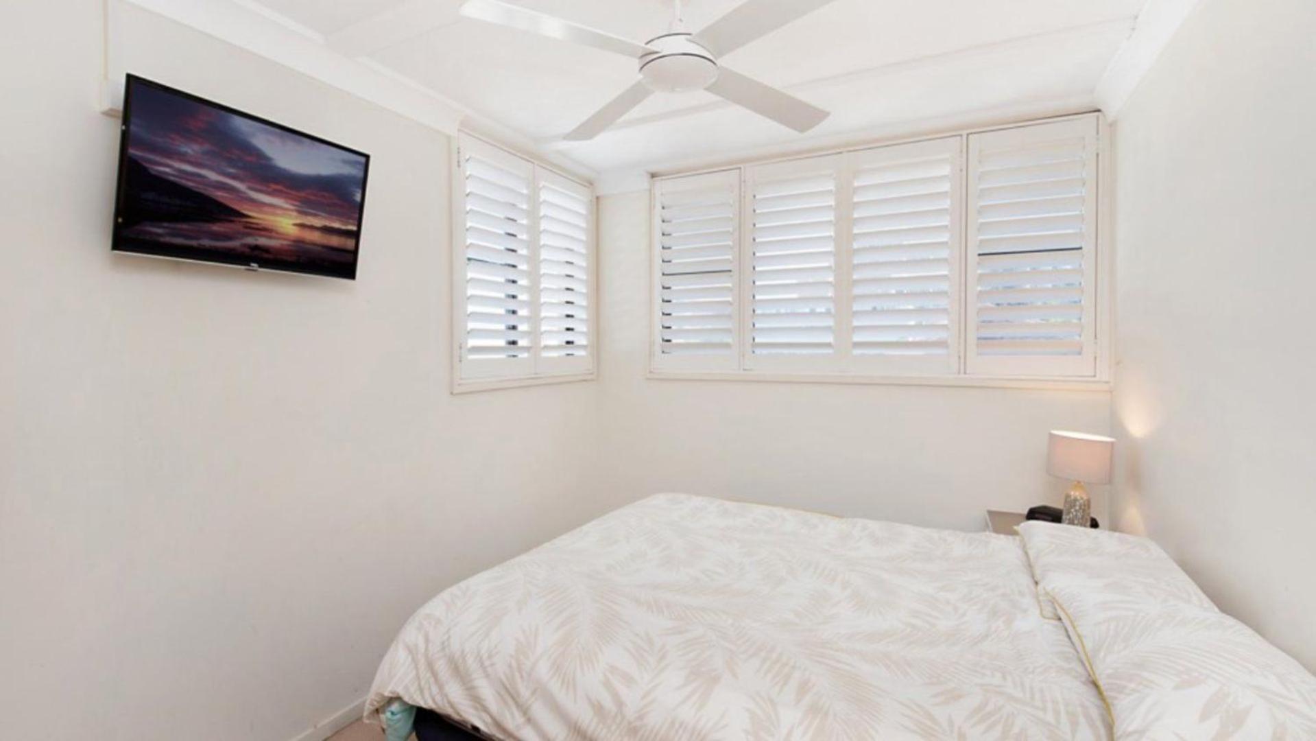 Unit 13 Oceanic, Kings Apartment *