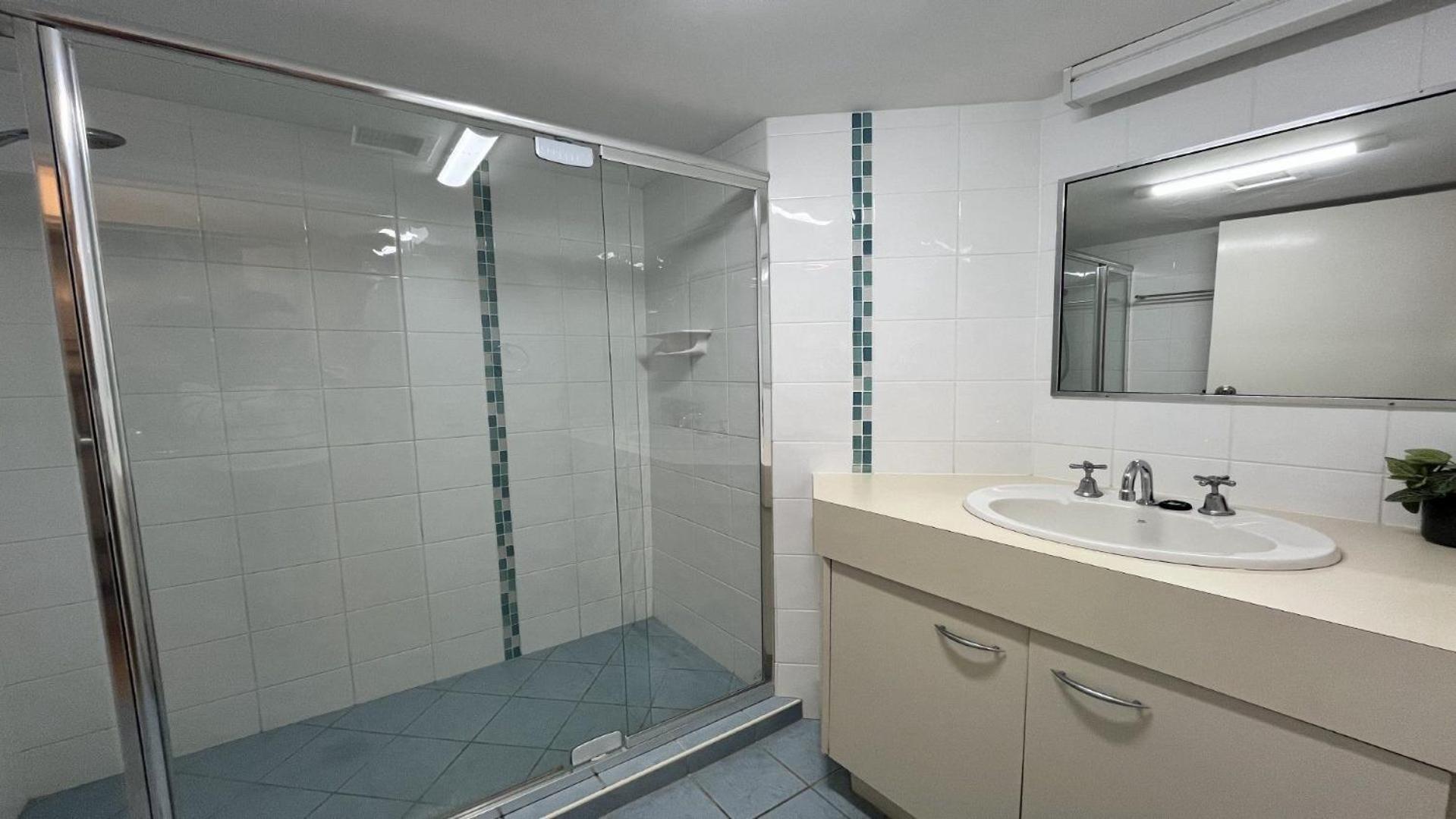 Oceanic #7 - Great Location With Ocean Views * Caloundra