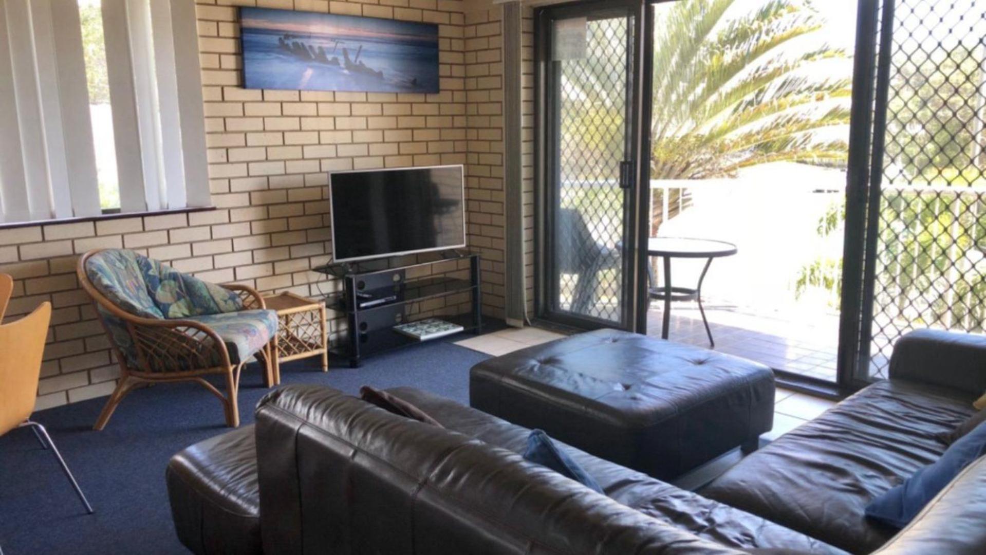 Apartment White Opal Unit 4 *
