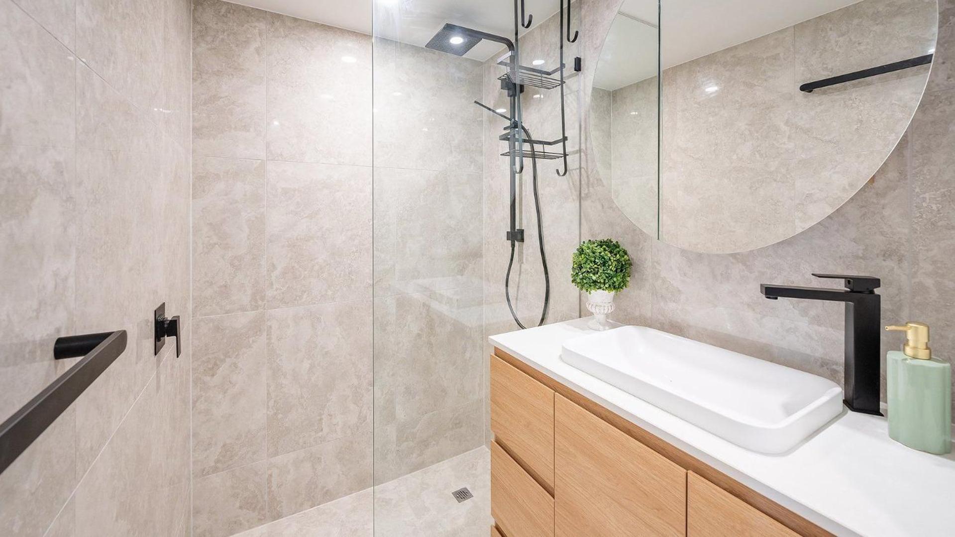 Apartment Grand Pacific Unit 104