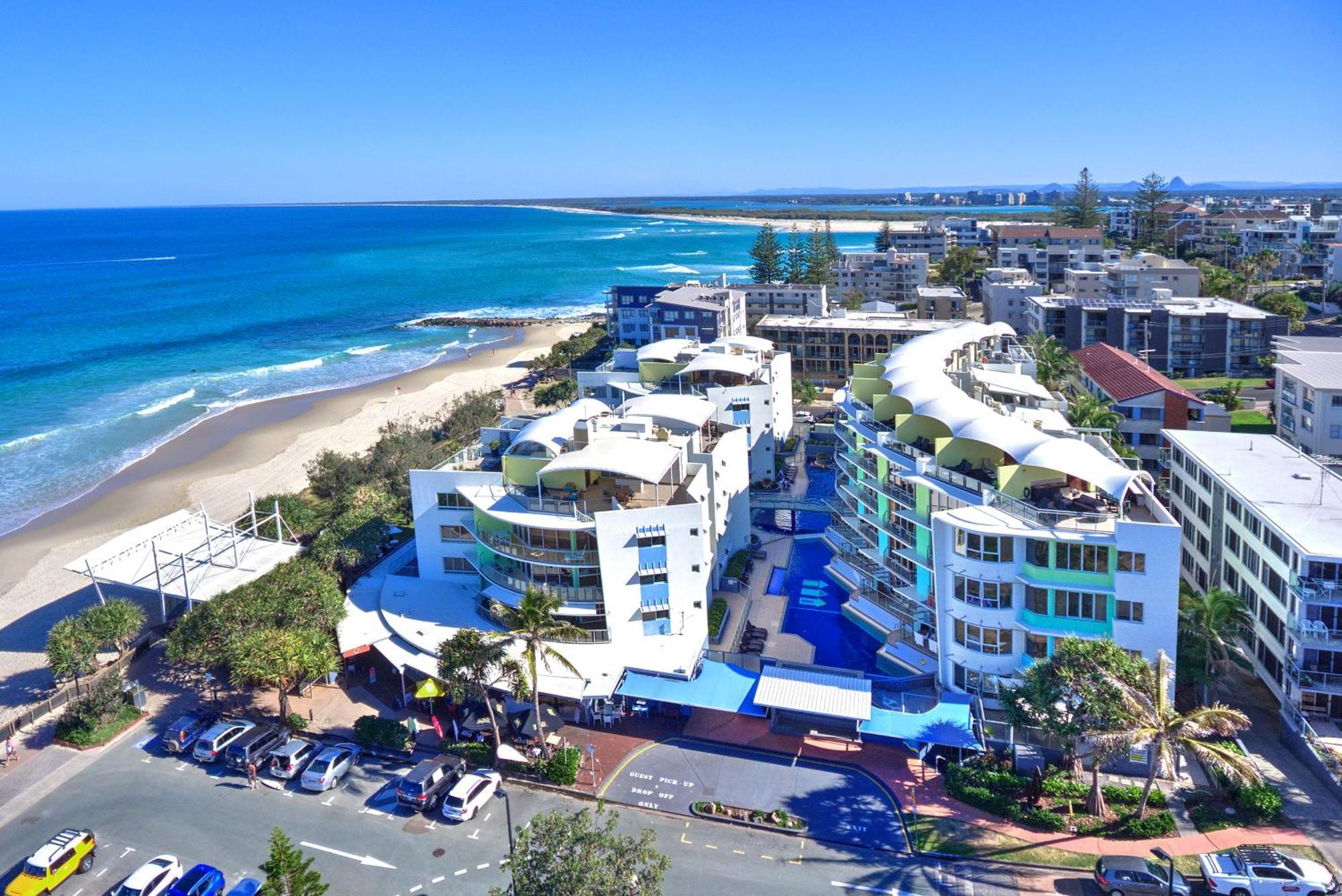 Apartment Absolute Beachfront Rolling Surf