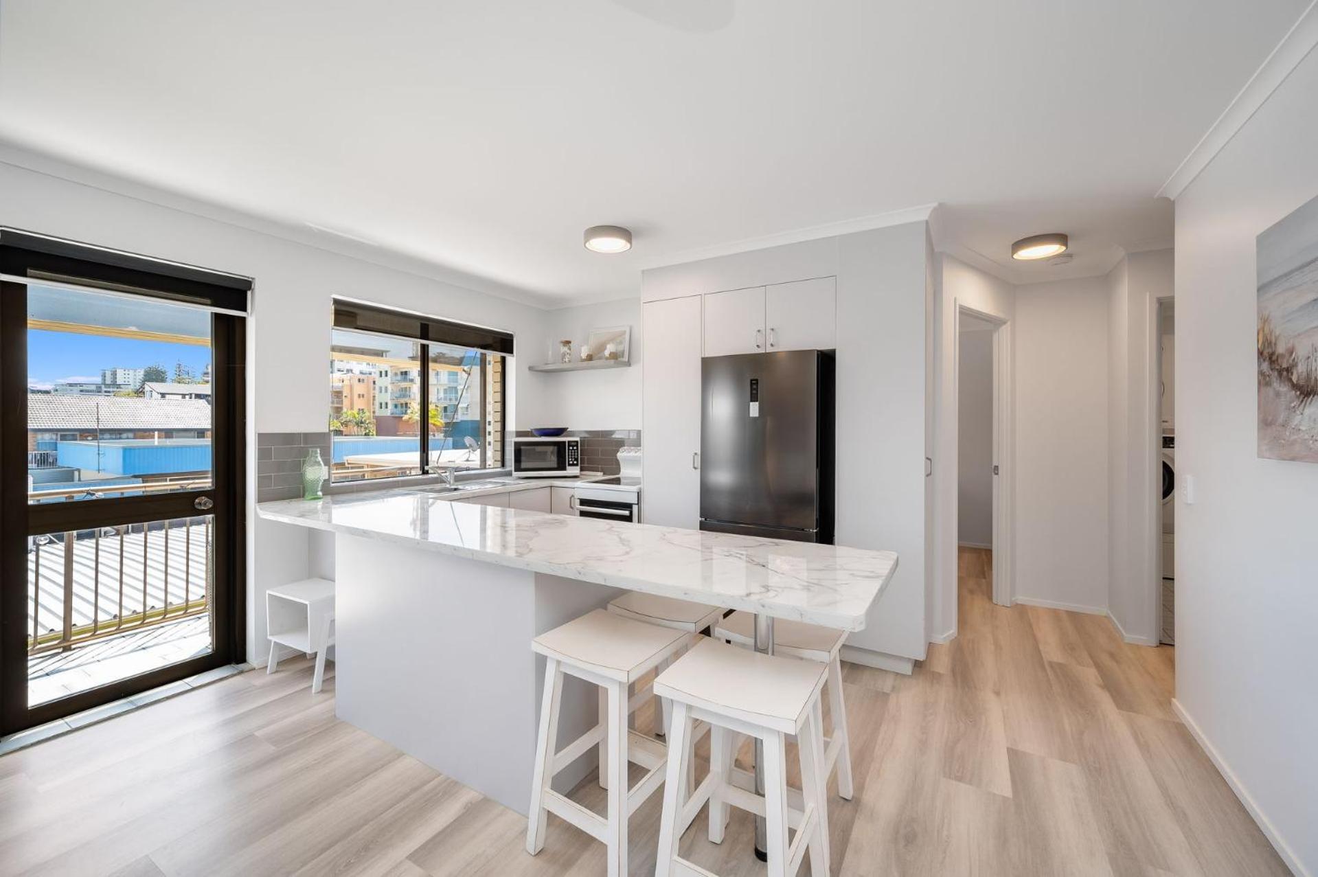 Apartment Beachside Courts Unit 11 Kings Qld Caloundra