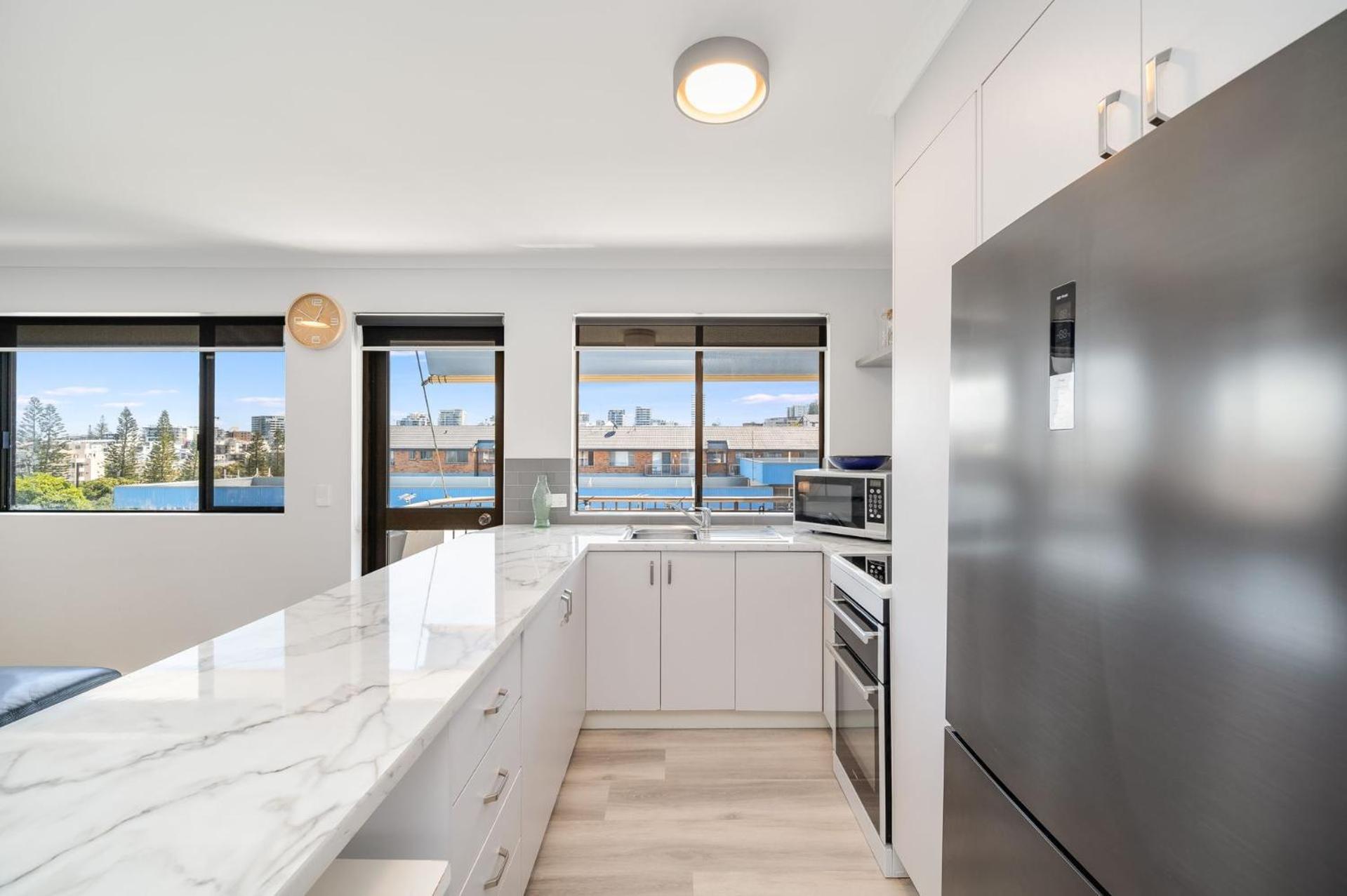 Beachside Courts Unit 11 Kings Qld Apartment