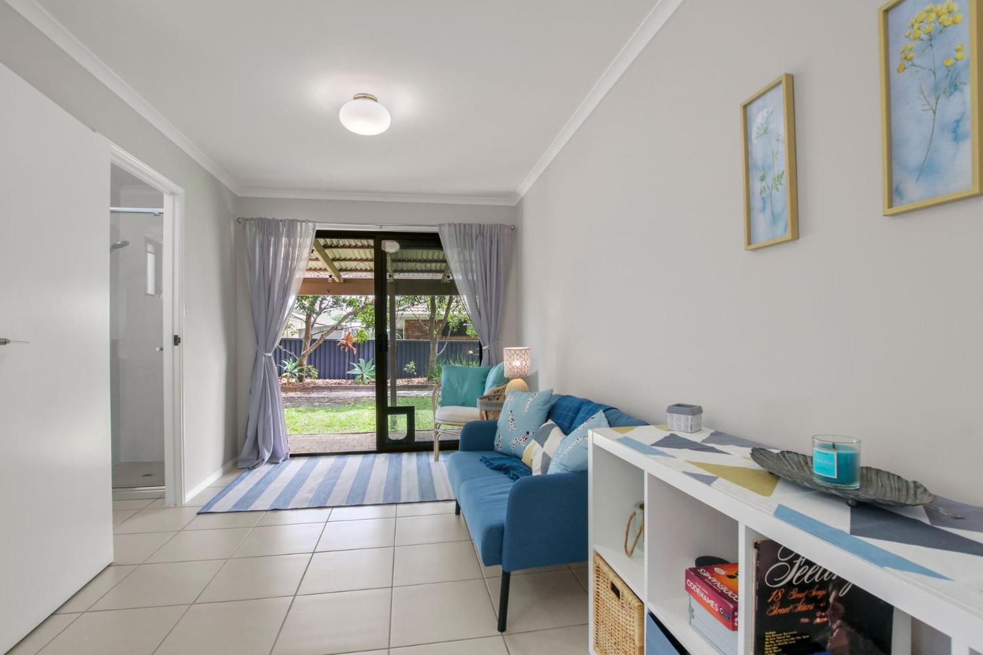 Bren Place, 6, Battery Hill Holiday home