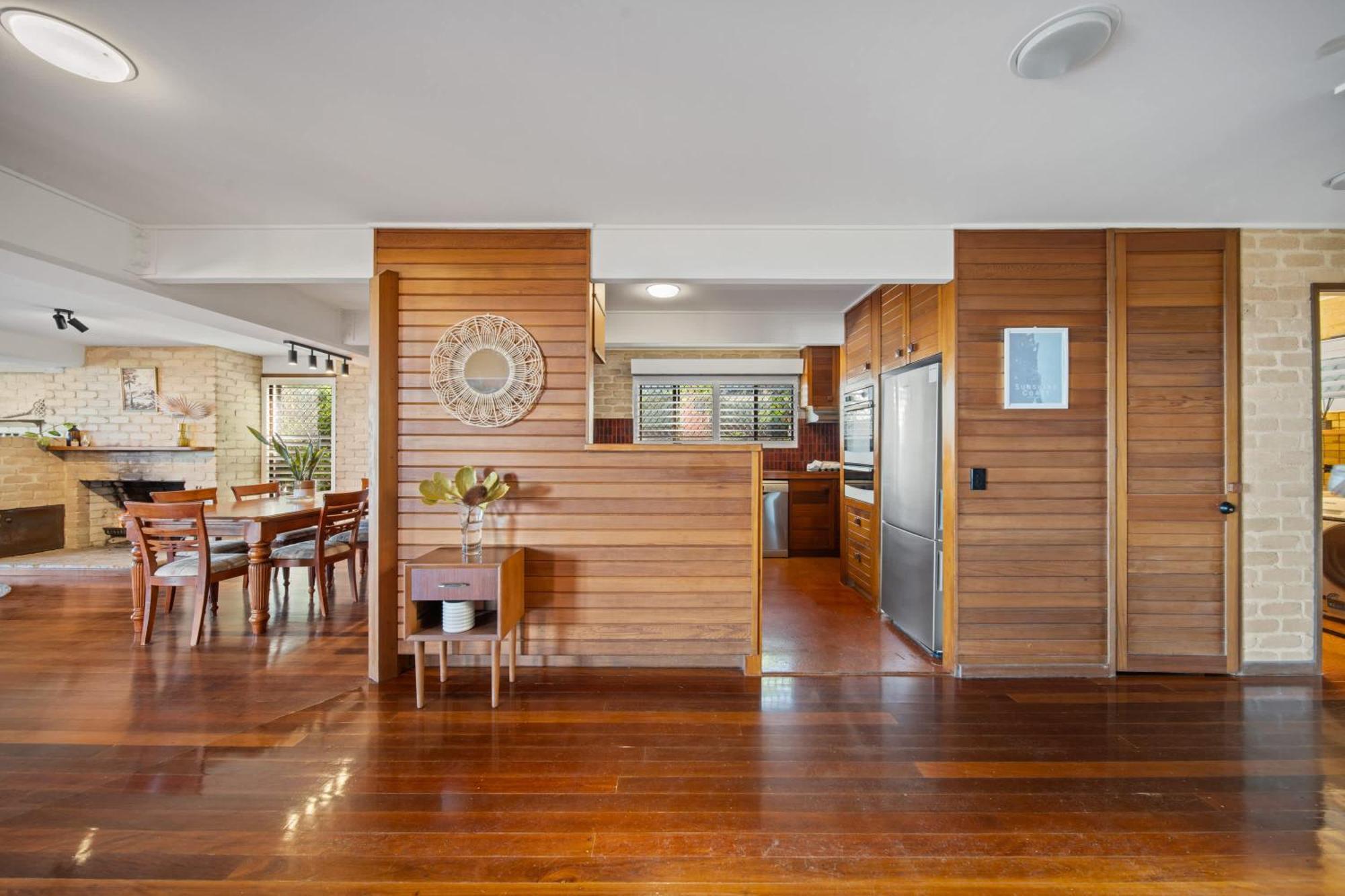 Retro House In Front Of Ocean Caloundra