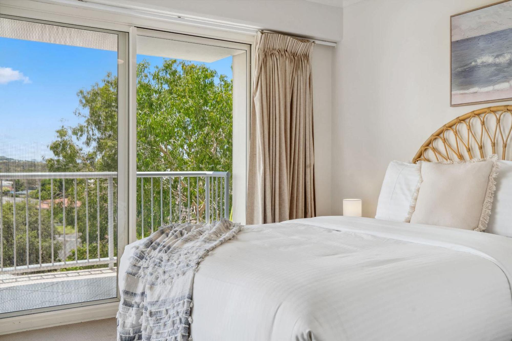 Windsong Sunsets Sea Breezes And Style Apartment *