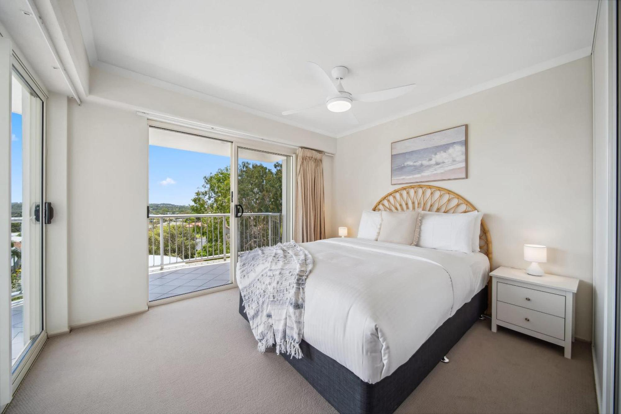Windsong Sunsets Sea Breezes And Style Apartment Caloundra