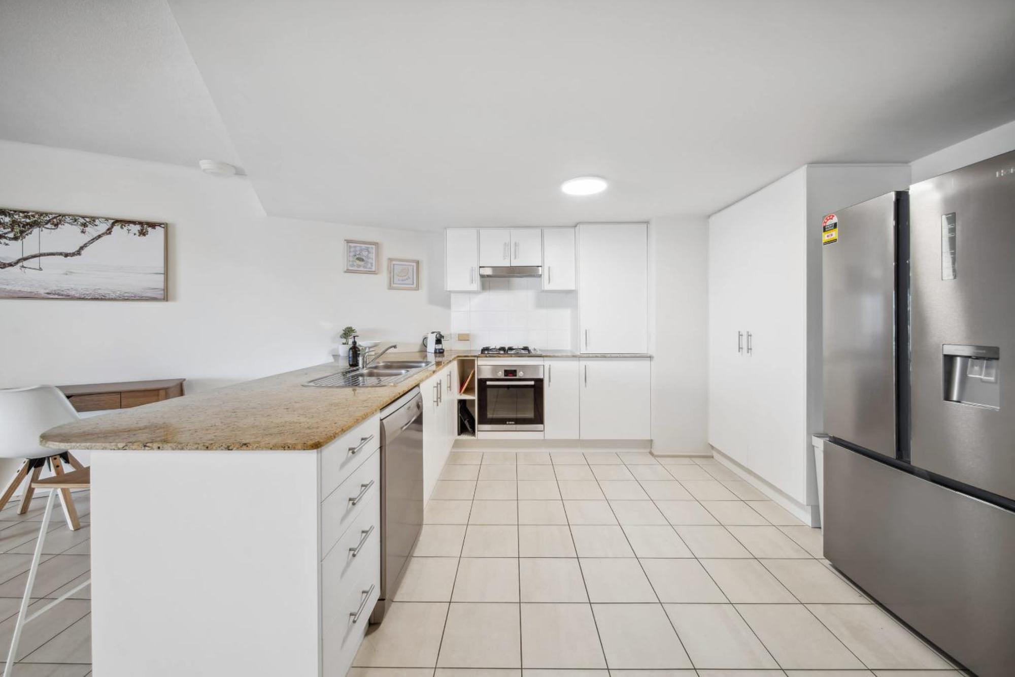 Windsong Sunsets Sea Breezes And Style Apartment