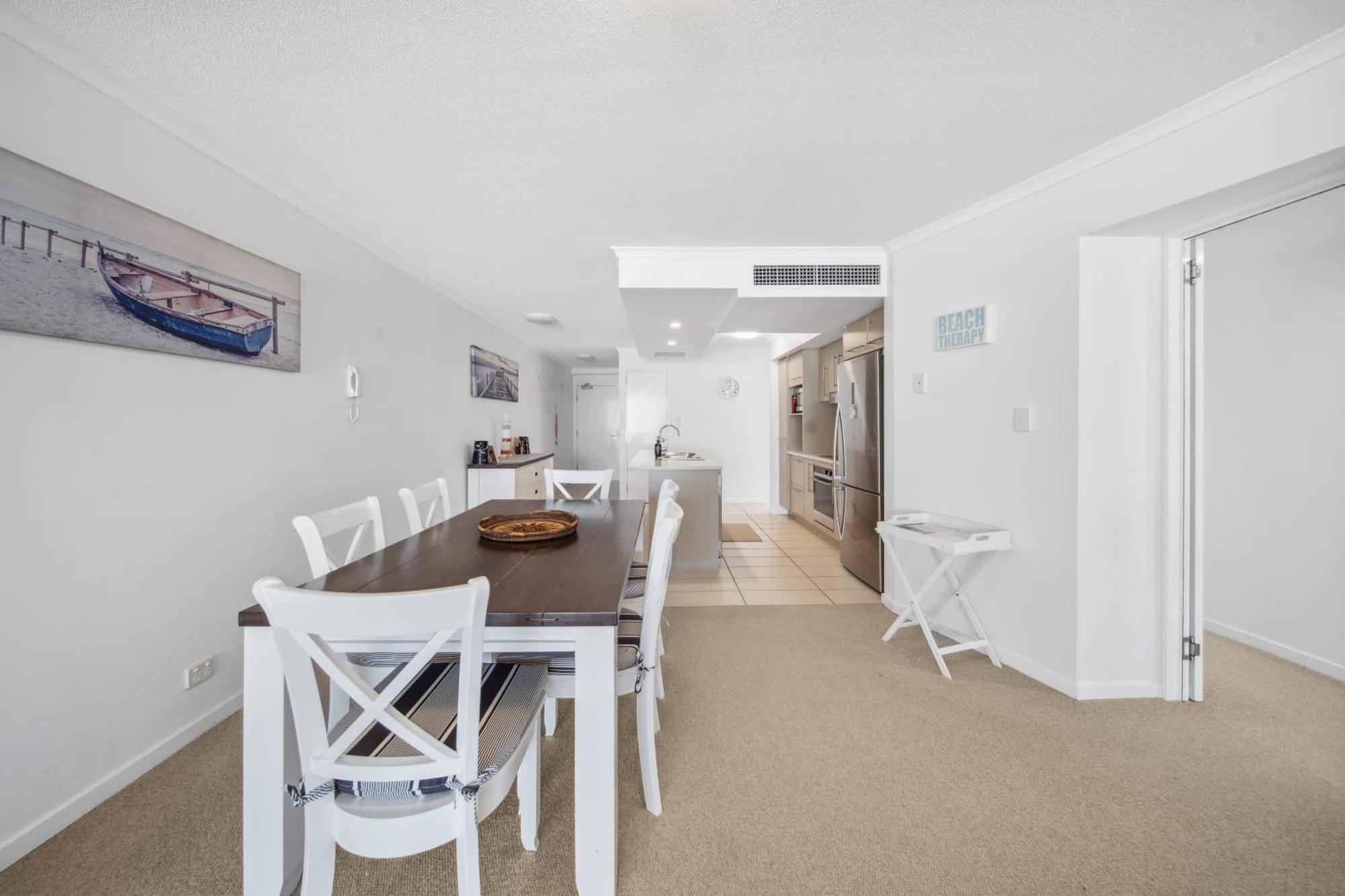 Seaside Serenity - Ocean Views Apartment