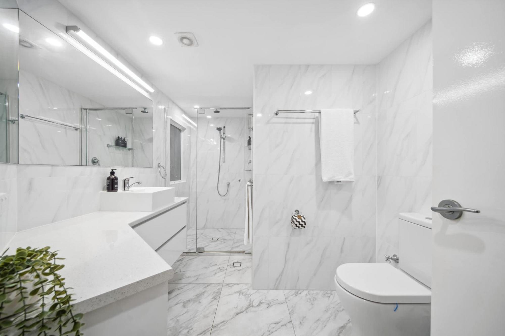 Pumicestone Passage Waterfront Escape Apartment Caloundra
